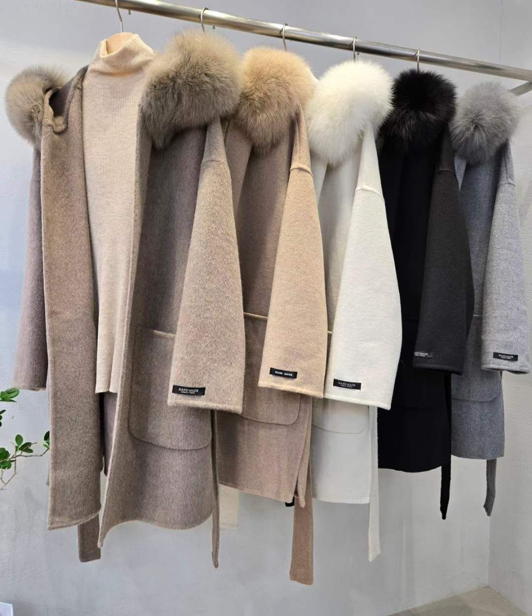 HP5136 毛領羊毛連帽長款大衣