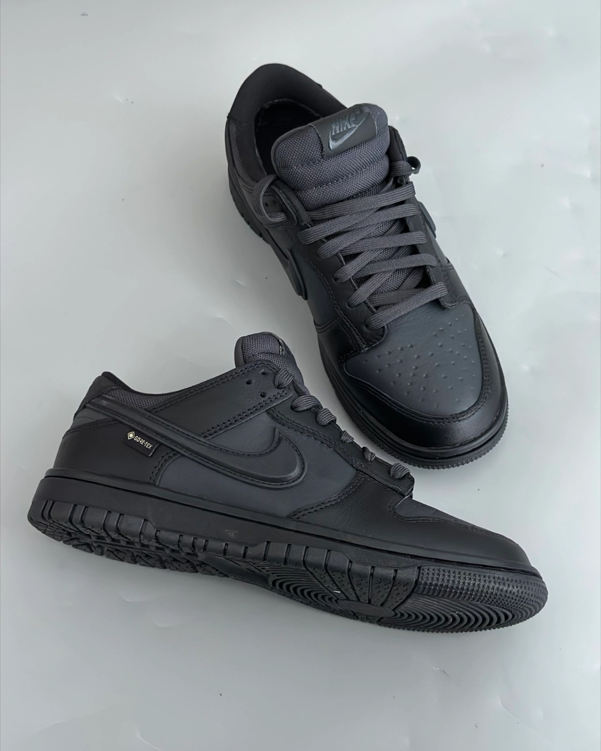 (預訂) Nike Dunk Low - Triple Black Gore-Tex