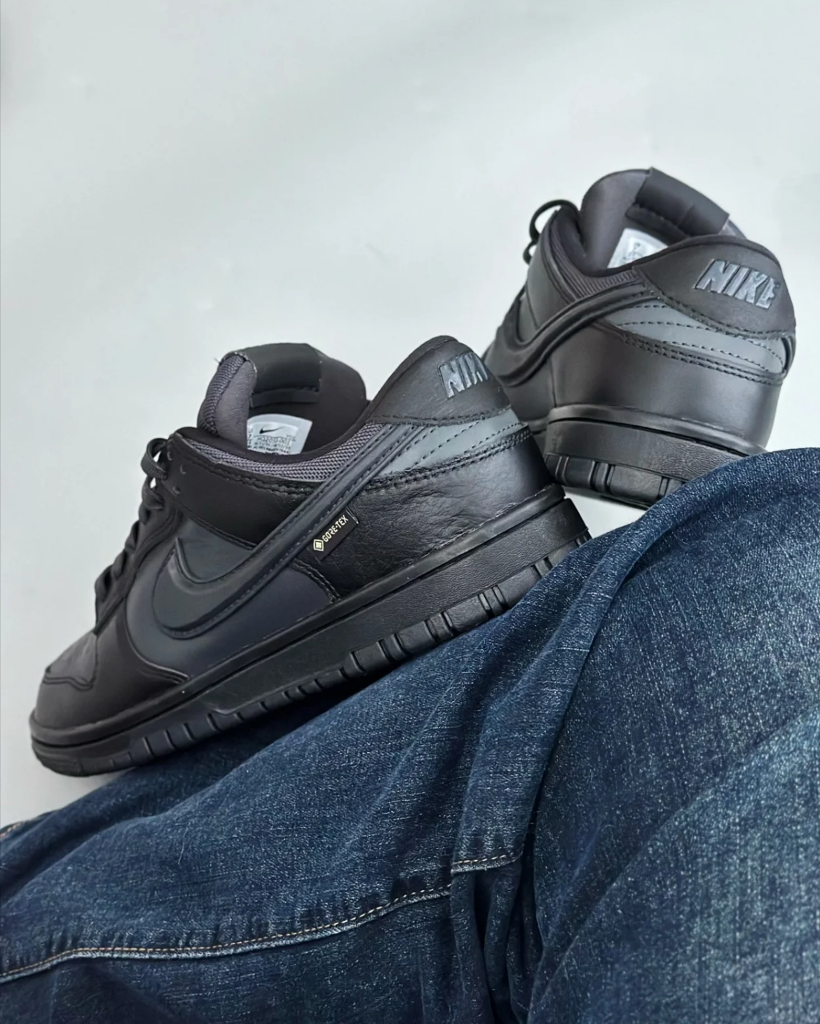 (預訂) Nike Dunk Low - Triple Black Gore-Tex