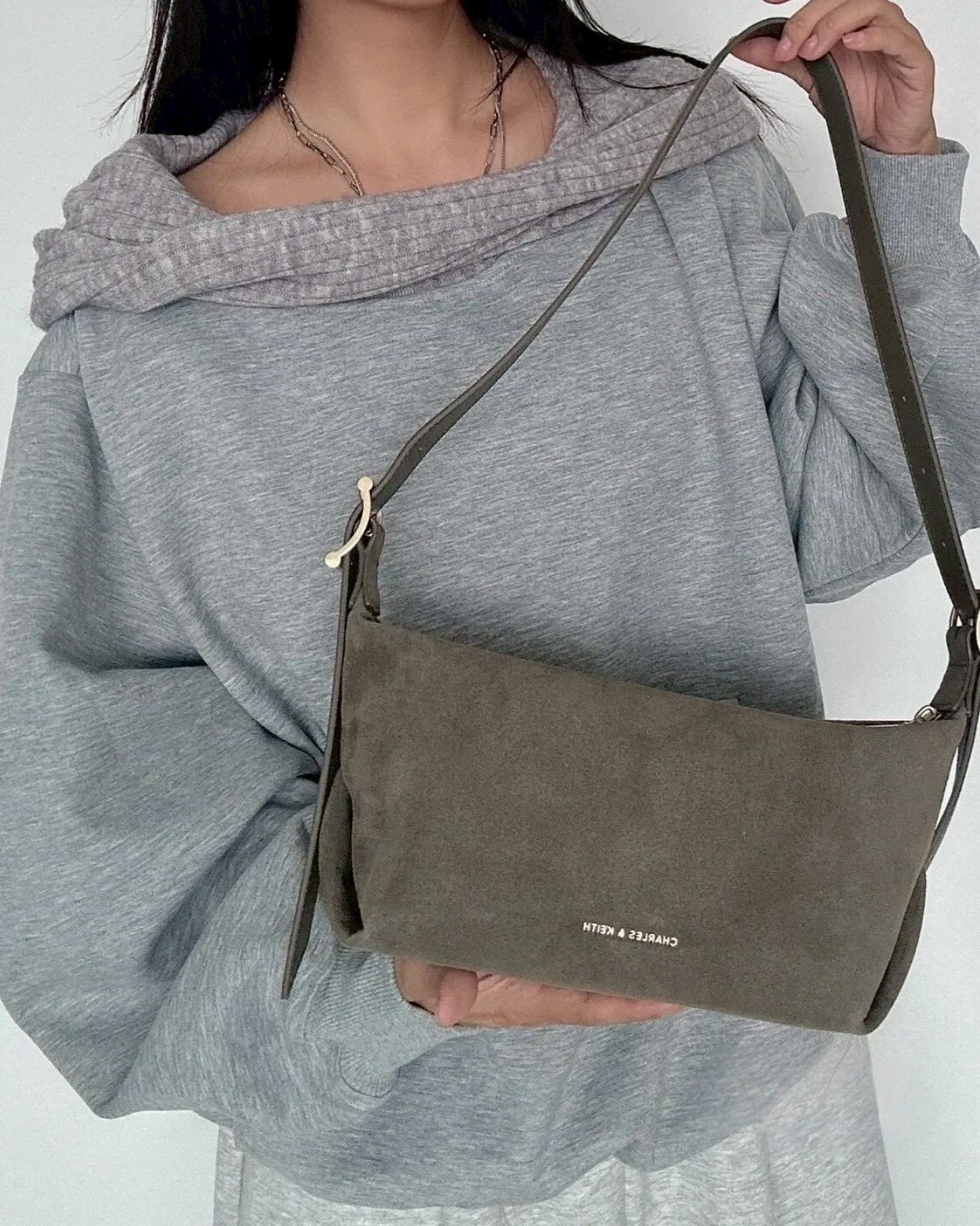 CHARLES & KEITH 小CK 麂皮 皮革 肩背包 腋下包 共4色