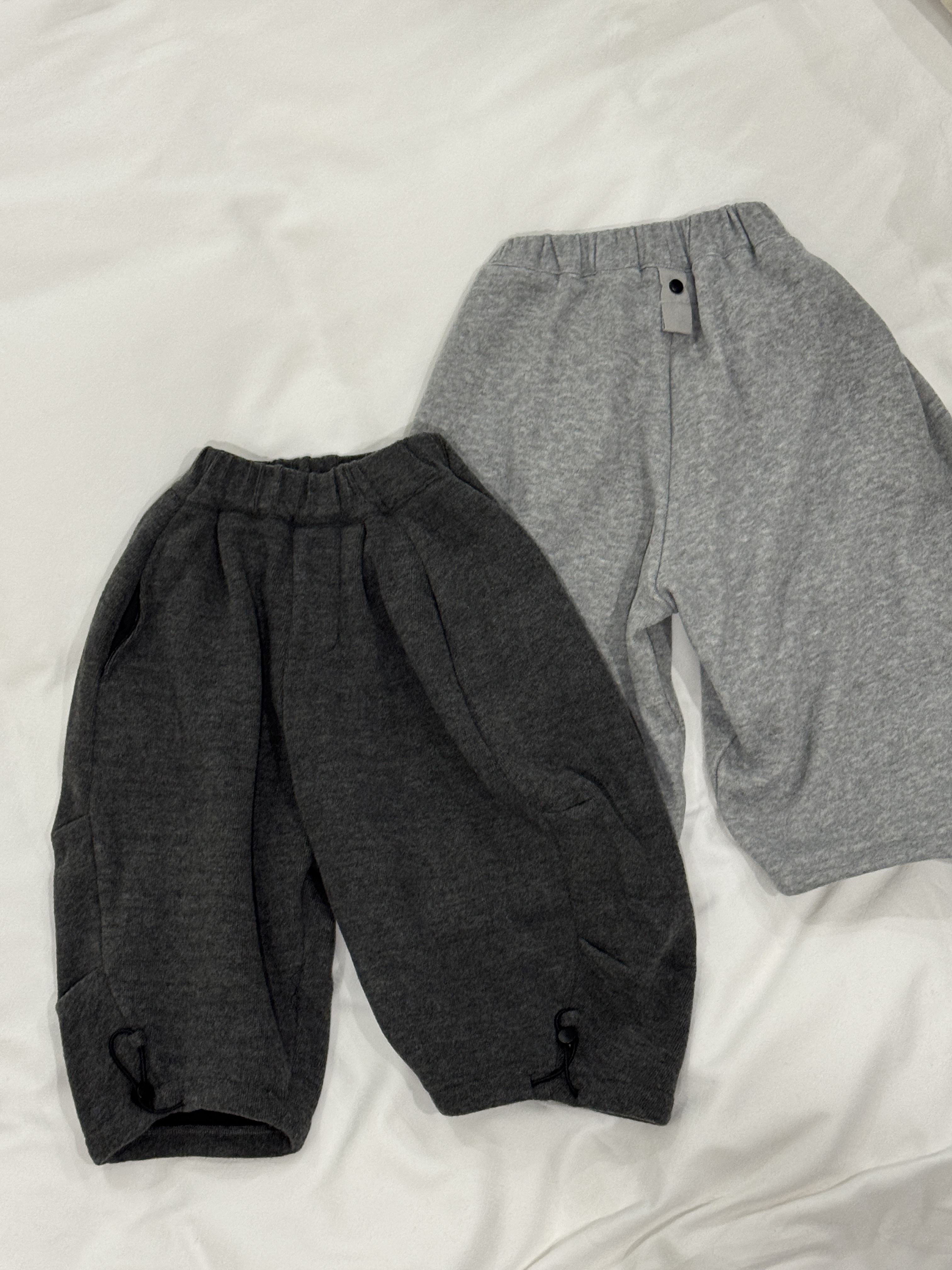 A03270薄磨毛柔軟針織褲