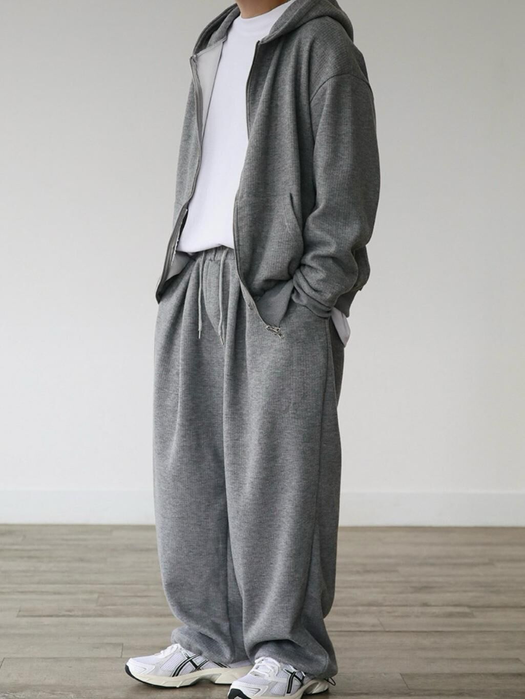 淨色連帽拉鍊外套 JK2662