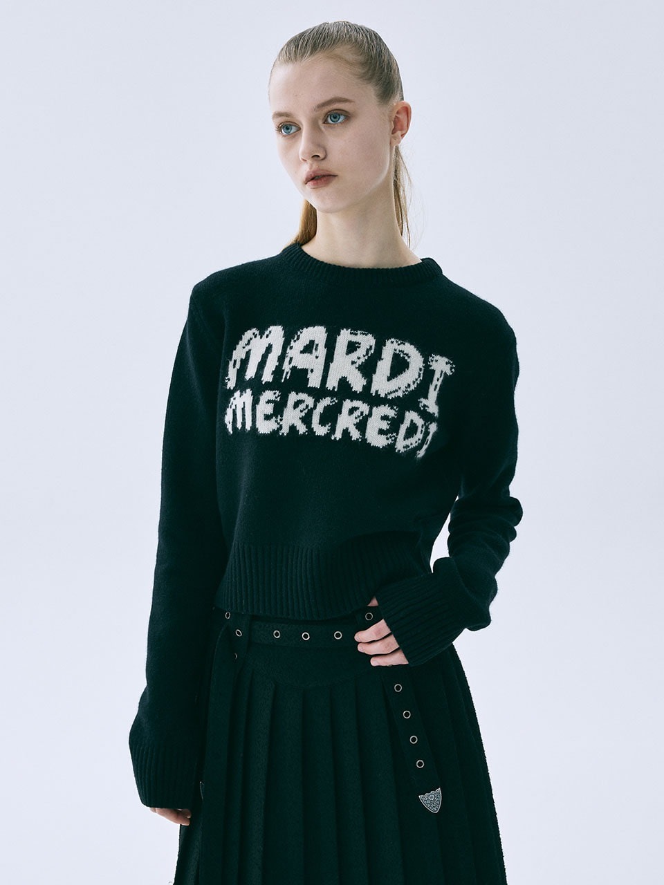 Mardi Mercredi CASHMERE CROPPED ROUND NECK BRUSH LOGO CONTRAST