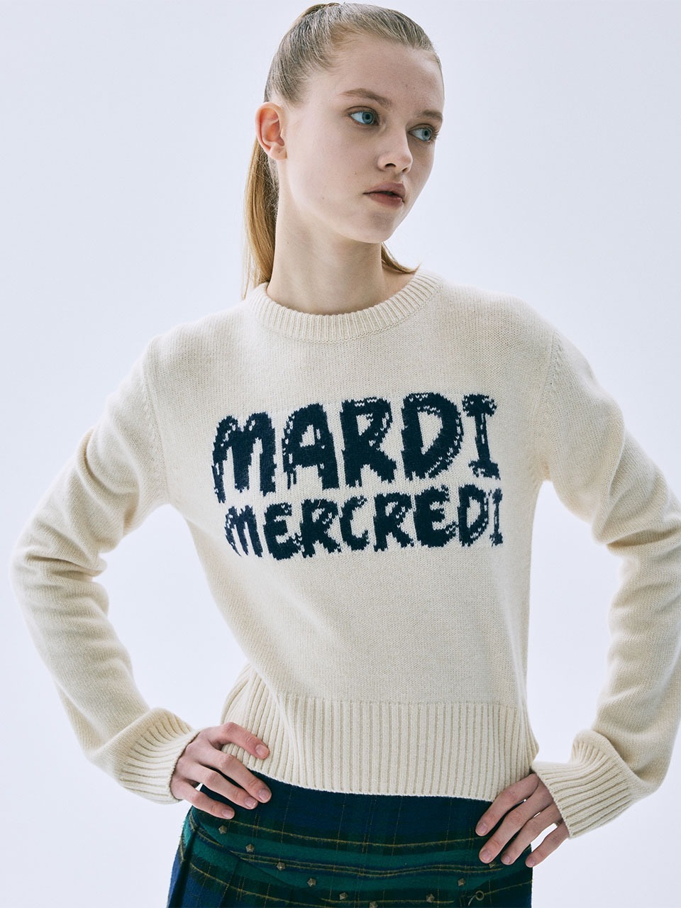 Mardi Mercredi CASHMERE CROPPED ROUND NECK BRUSH LOGO CONTRAST