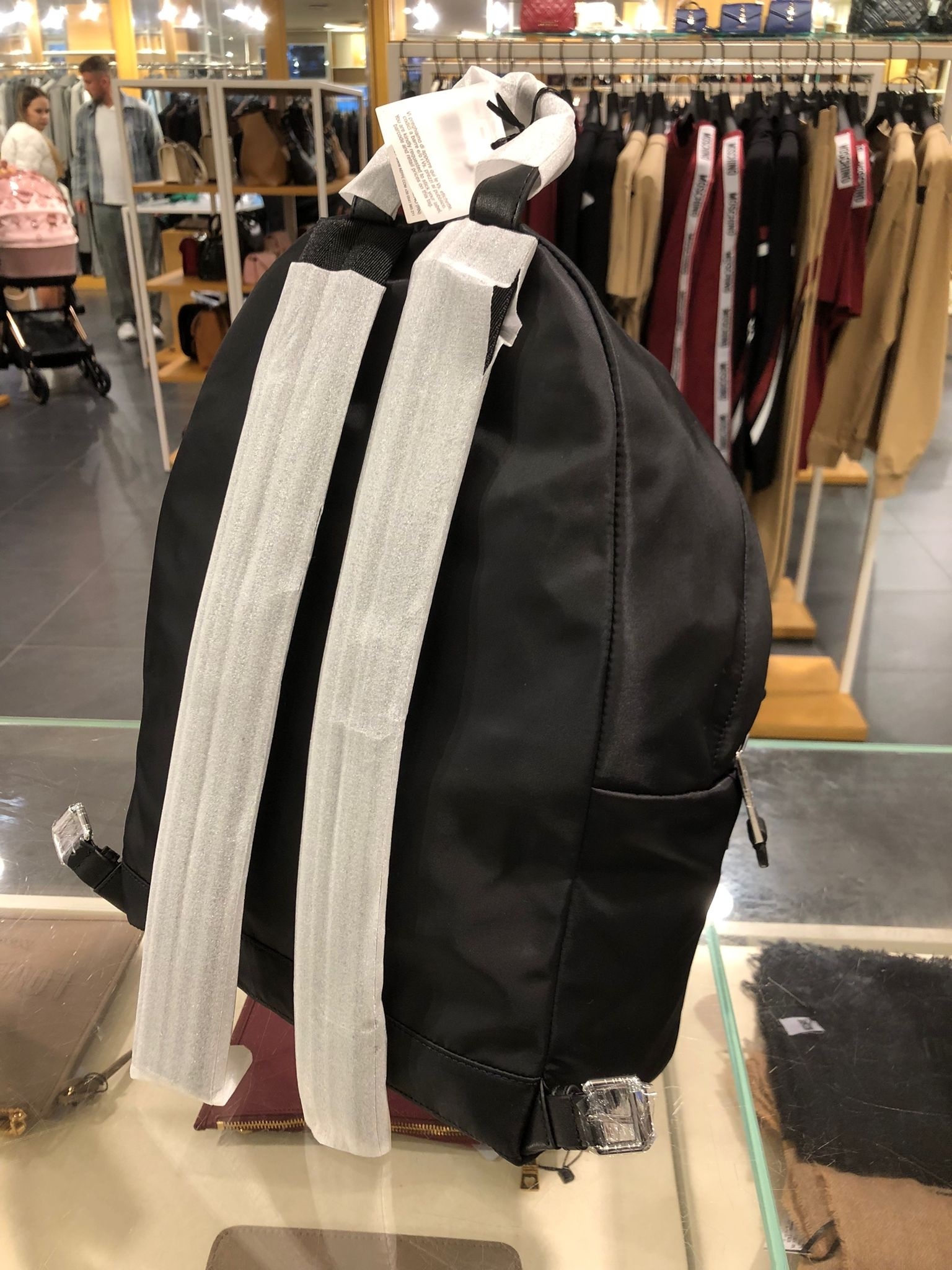 【預購】 Moschino LL1025389 銀字跣水物料背囊