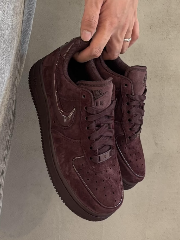 Nike Air Force 1'07 酒紅 麂皮 復古 HV4406-600