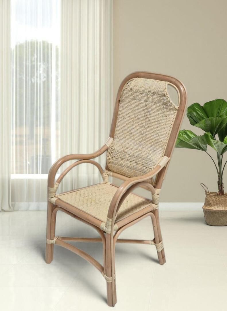 Cómodo GRAND Large Manau Rattan Armchair with High Head Rest and Back Support