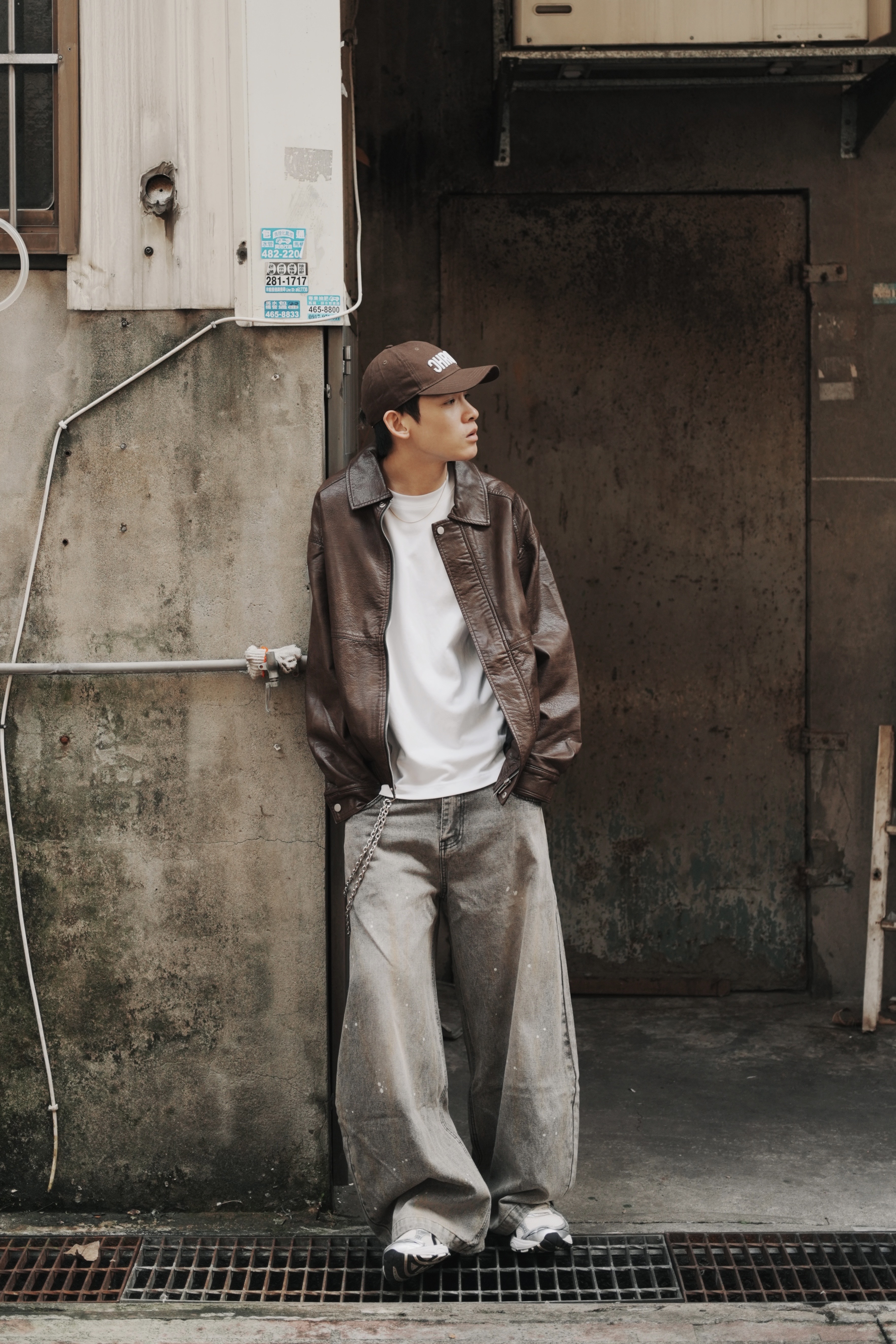 XIN SELECT 潑漆 水洗 彎刀褲 長褲 灰棕