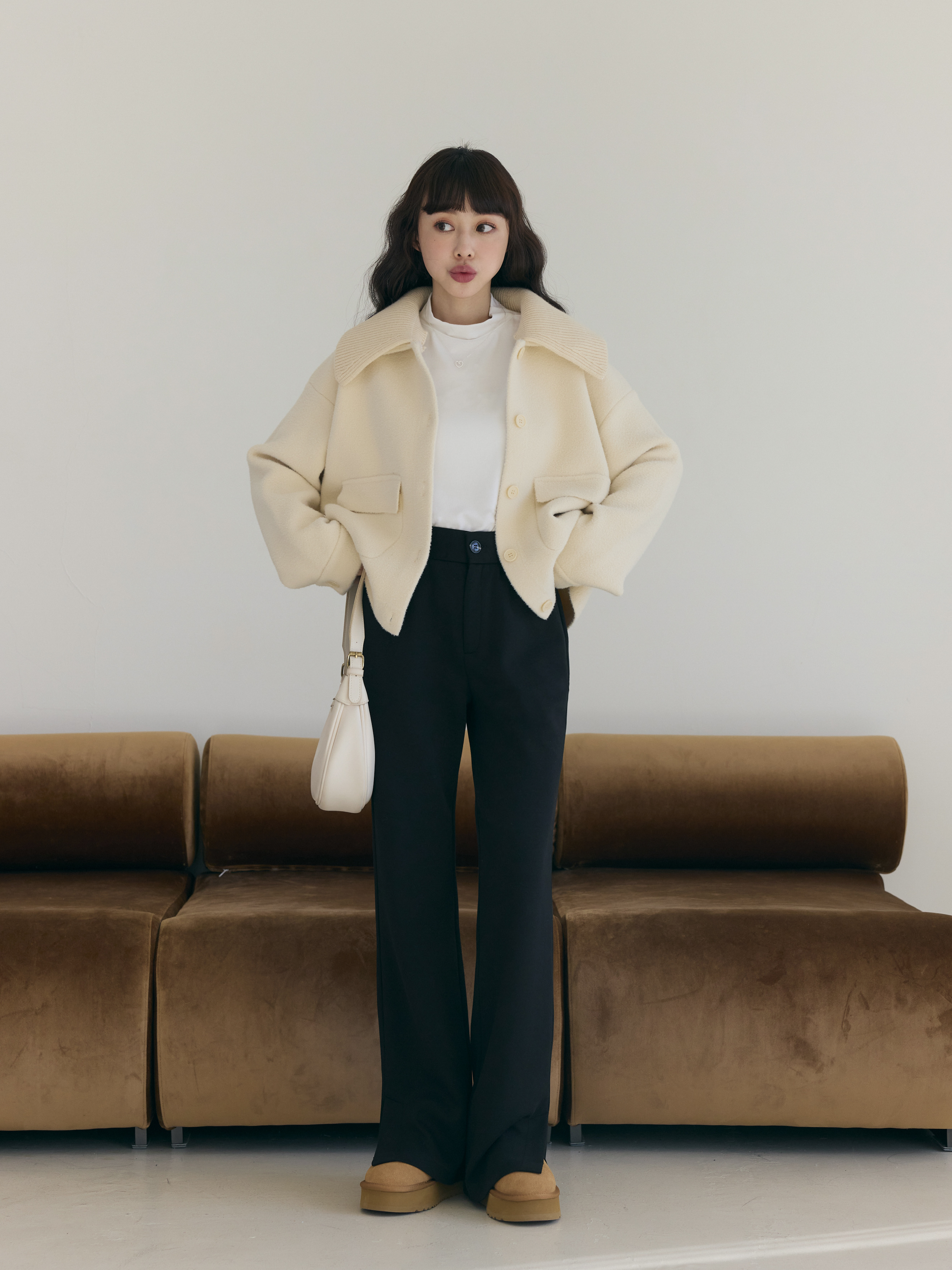 Soft-Cozy Sherpa Jacket with Detachable Collar Panel