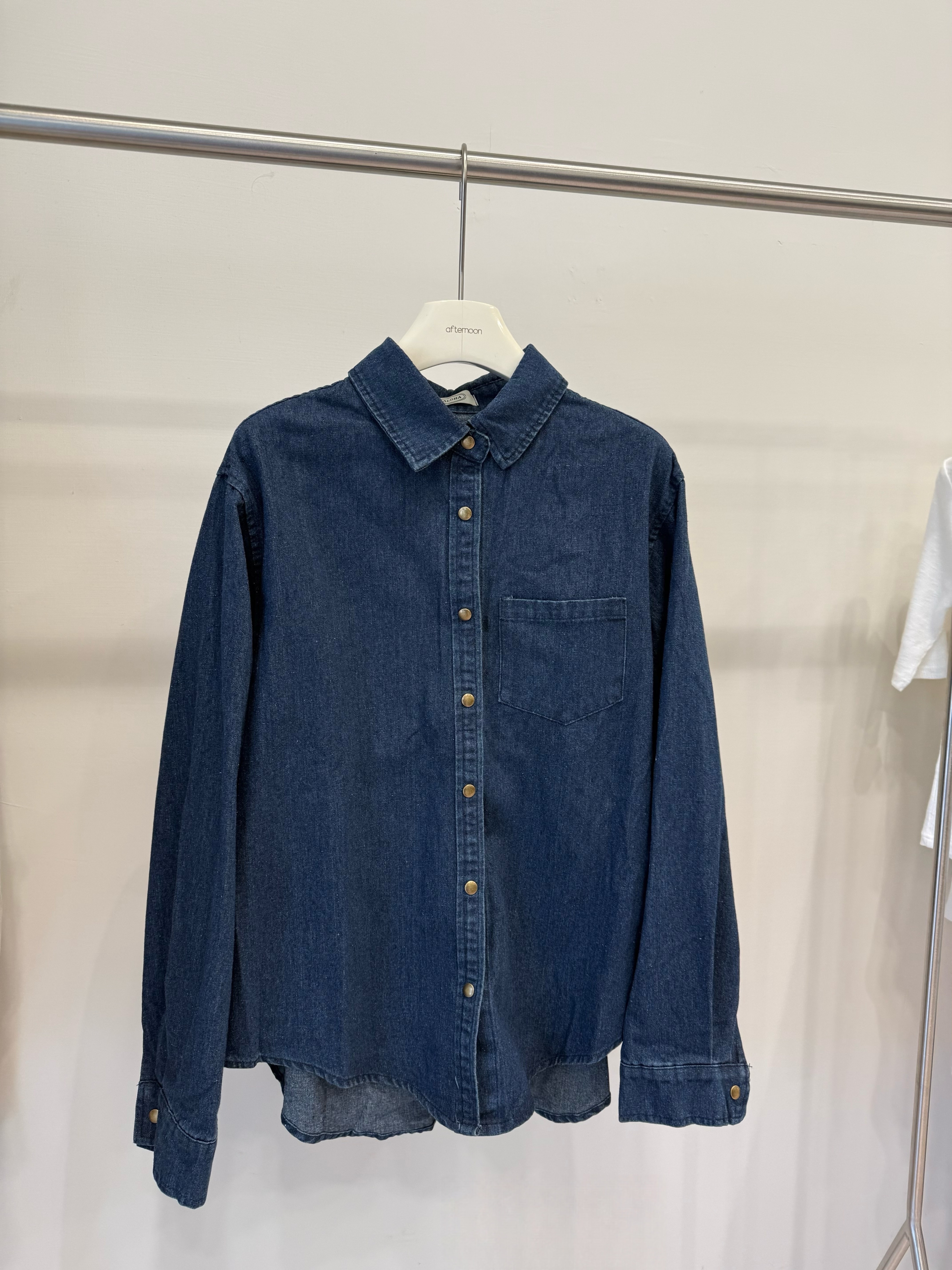 266 古銅釦復古牛仔襯衫