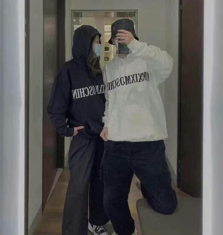 【預購】Moschino LL1030107 LOGO有帽衛衣