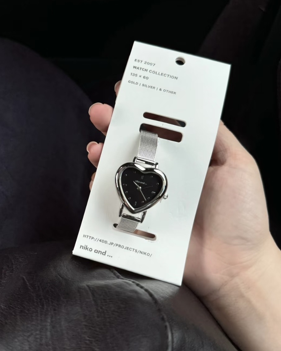 <開放預購🩶> niko and ... 復古愛心手錶 心型