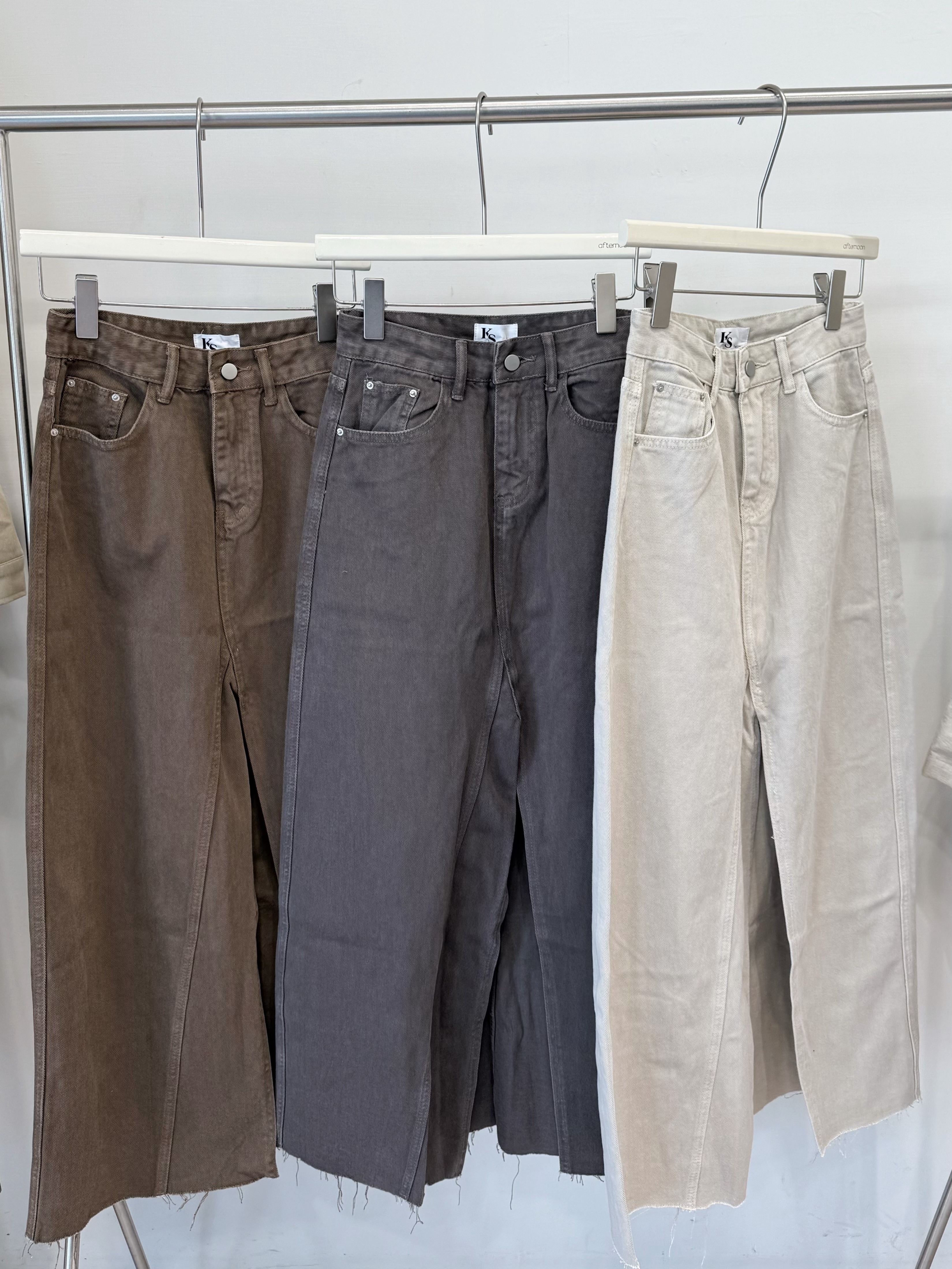 195 顯瘦挺版前開衩牛仔裙