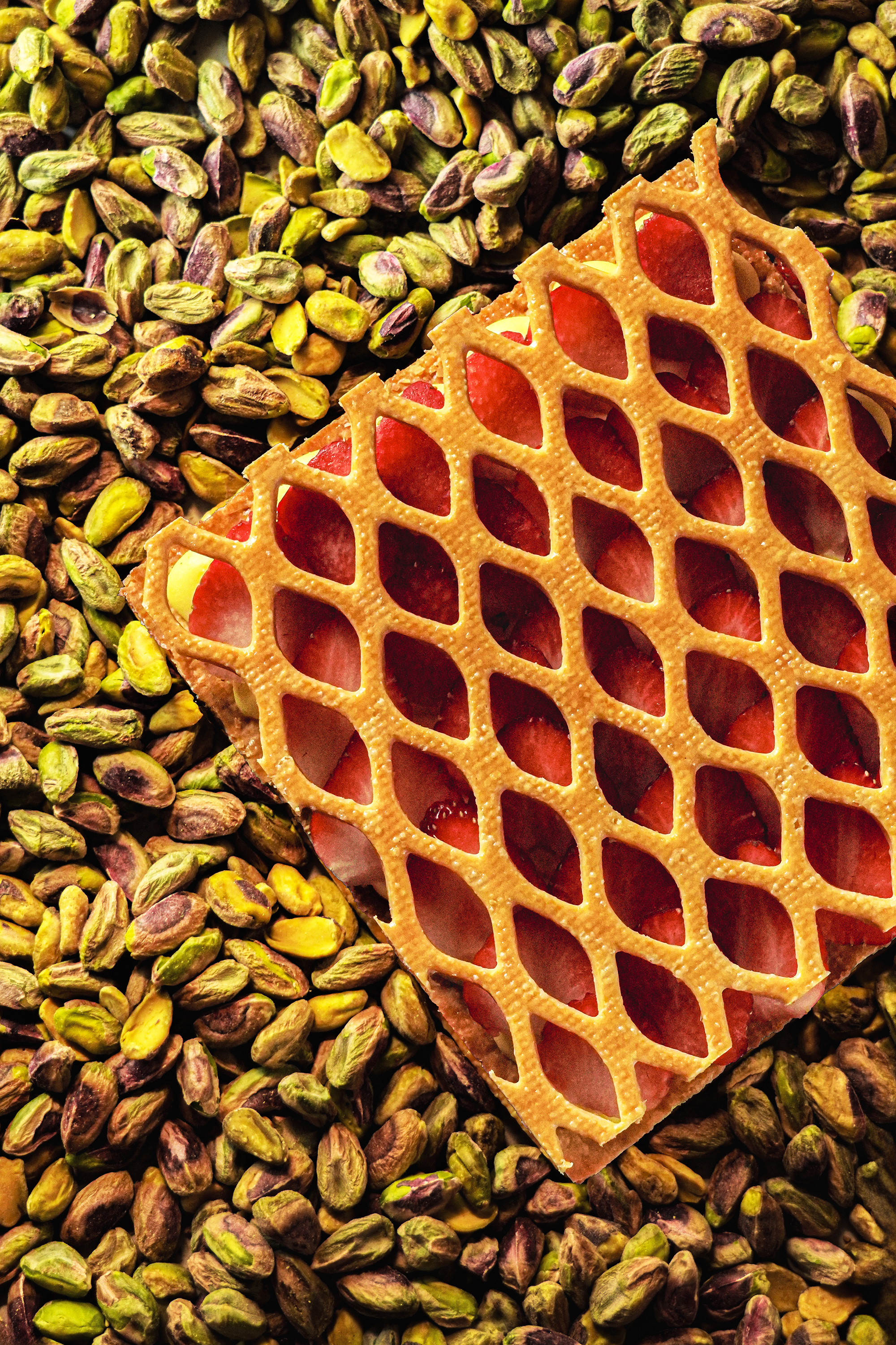 『 開心果草莓 』 網格拿破崙 (15 & 20cm)