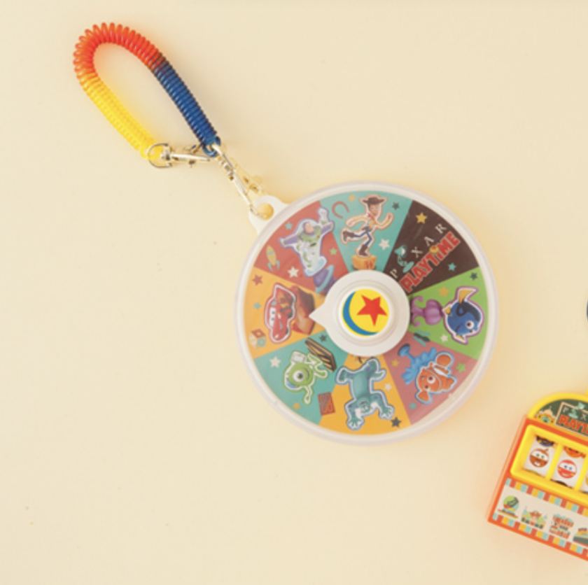 現貨┃日本 Disney 迪士尼 皮克斯 怪獸大學 玩具總動員 海底總動員 轉盤 彈性繩 吊飾