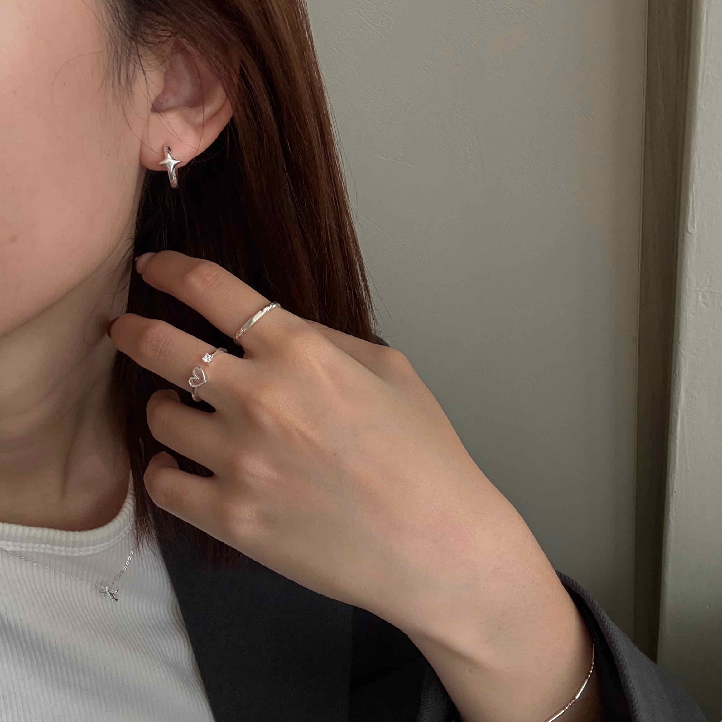 🇰🇷925 silver 鏤空愛心小鑽開口戒指