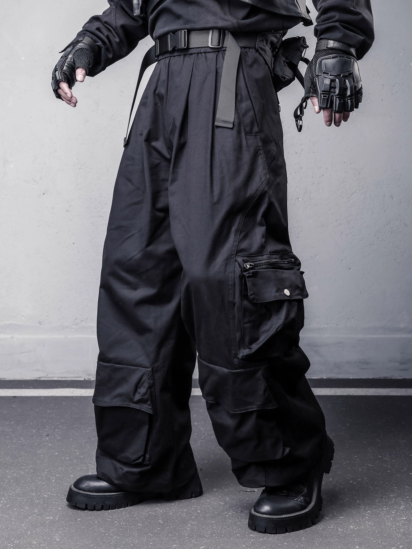 𝙏𝙀𝘾𝙃𝙒𝙀𝘼𝙍 沙丘廢土大口袋闊腿褲