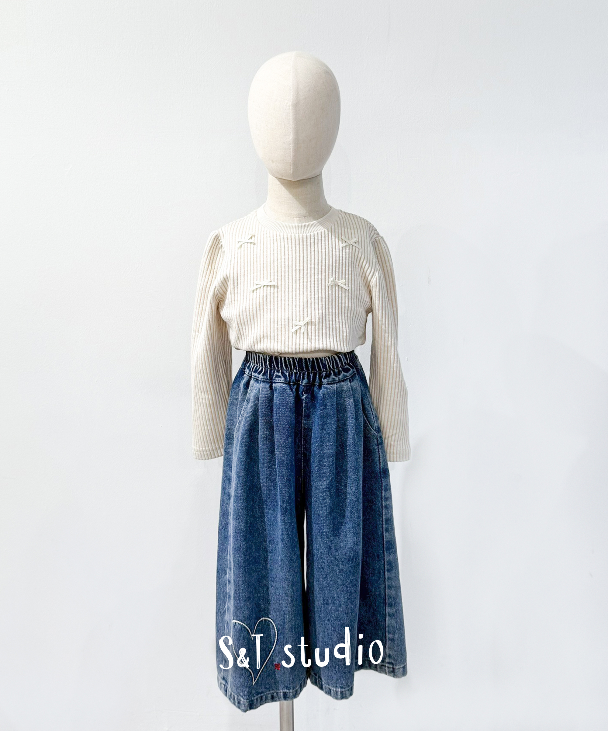 小甜心愛心刺繡牛仔褲 (90-130)