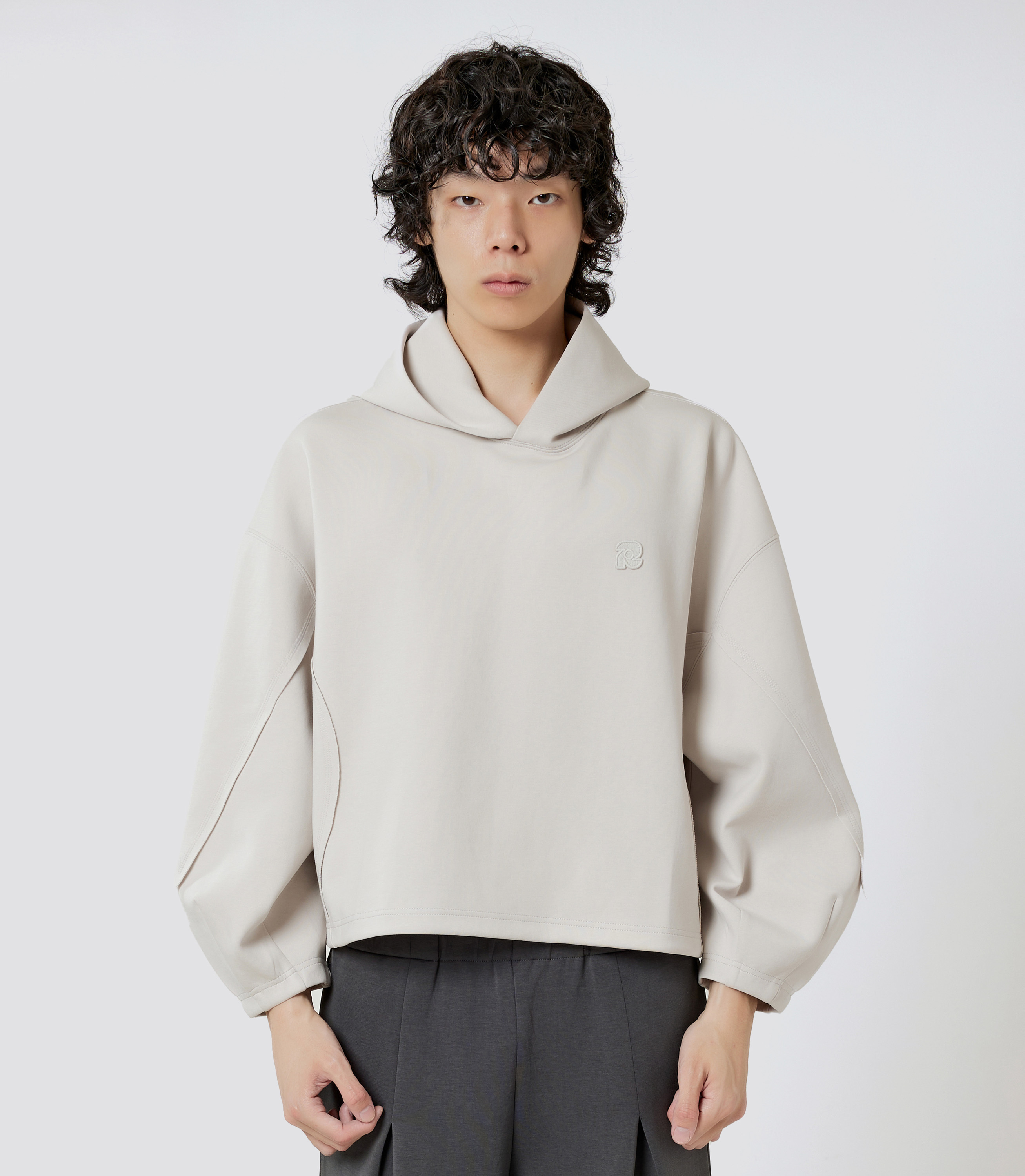 Radiantsphere 中性款 落肩刺繡連帽衛衣