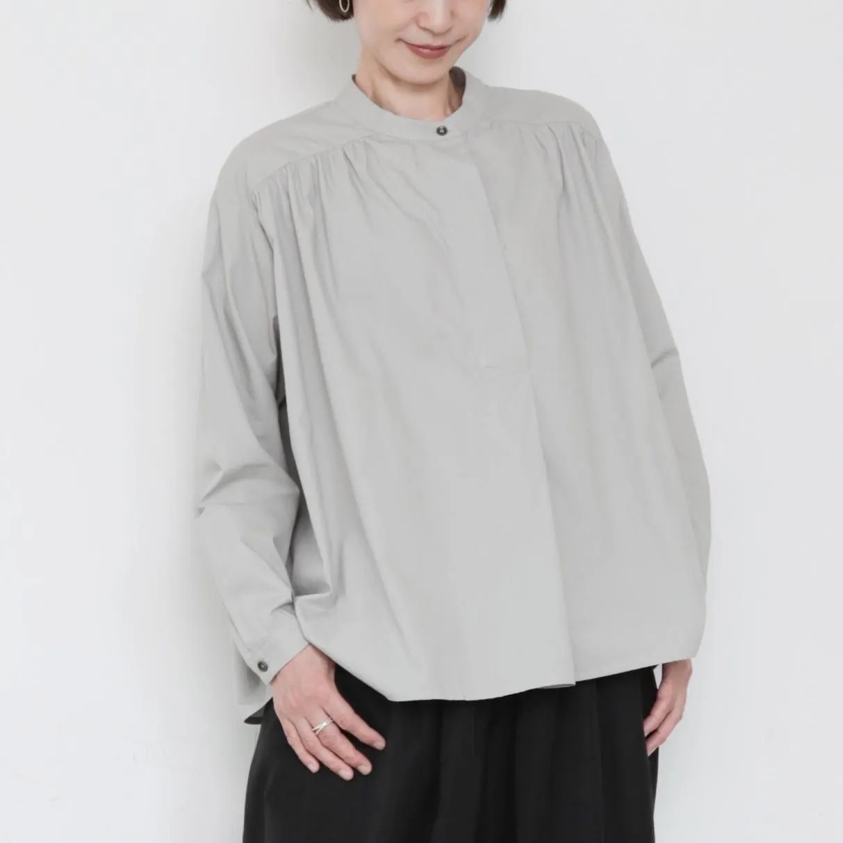 OMAKE.jp 單釦無領寬版上衣CarlShirt 淺灰