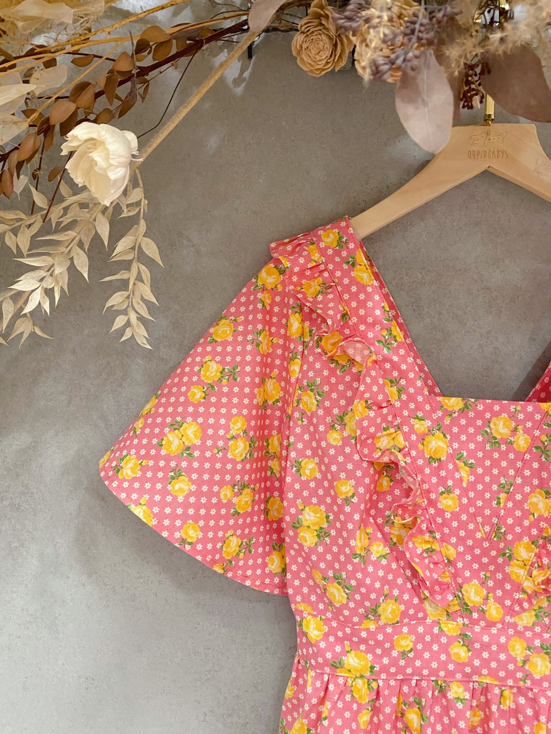 粉底蕾絲黃玫瑰 甜心短袖短洋裝(S)