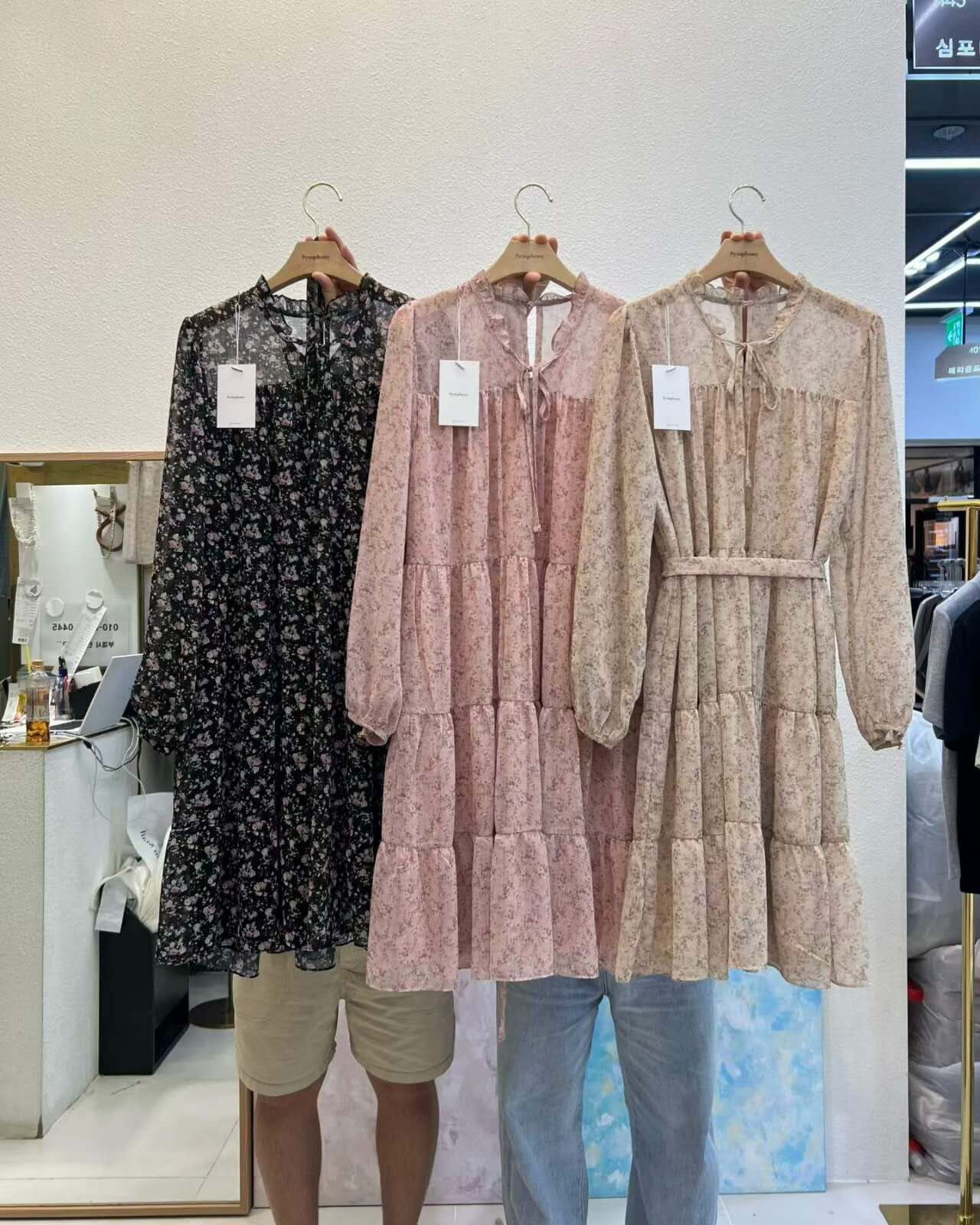 SY5110 蝴蝶綁帶碎花蛋糕連身裙