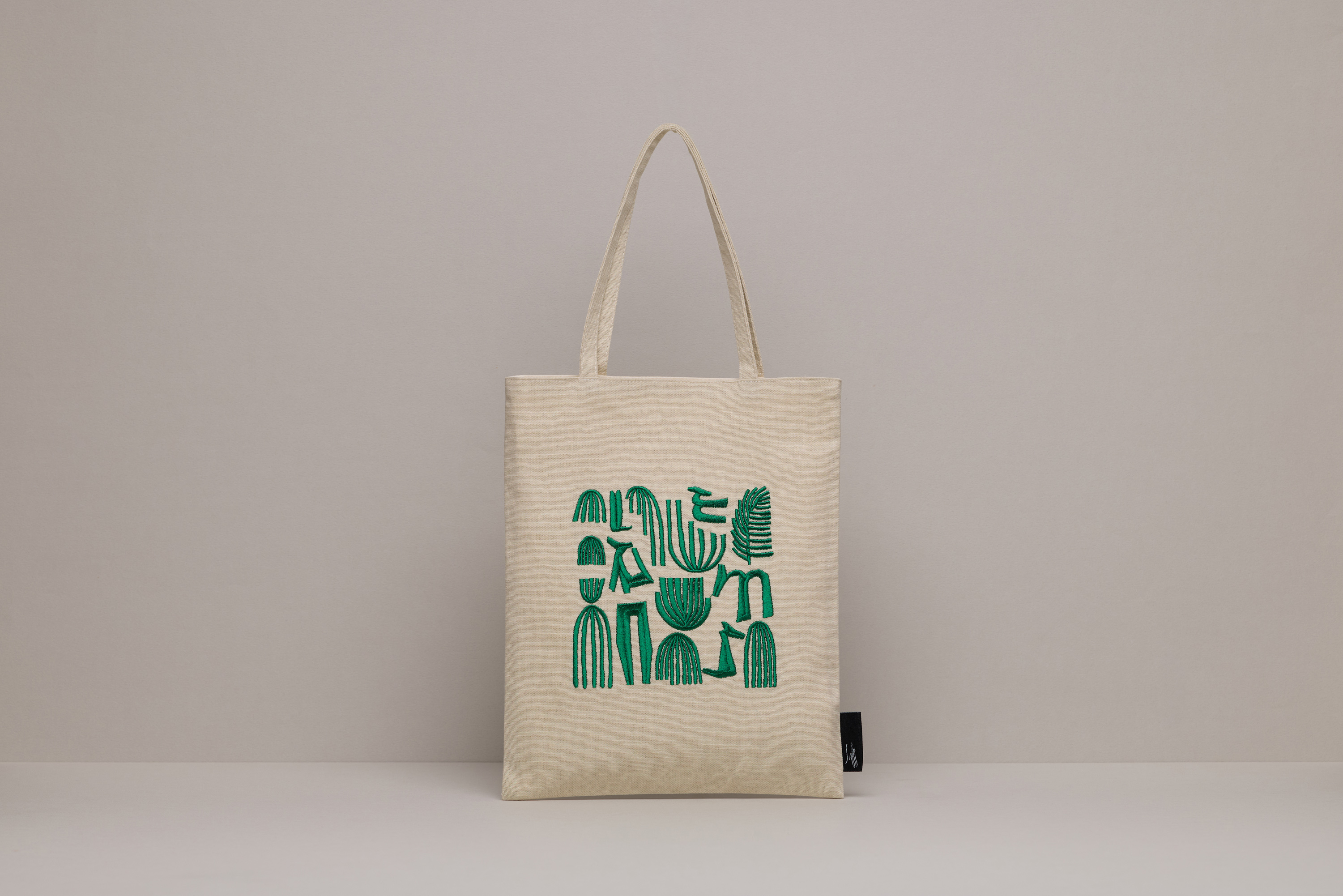 刺繡小提袋 / 米色