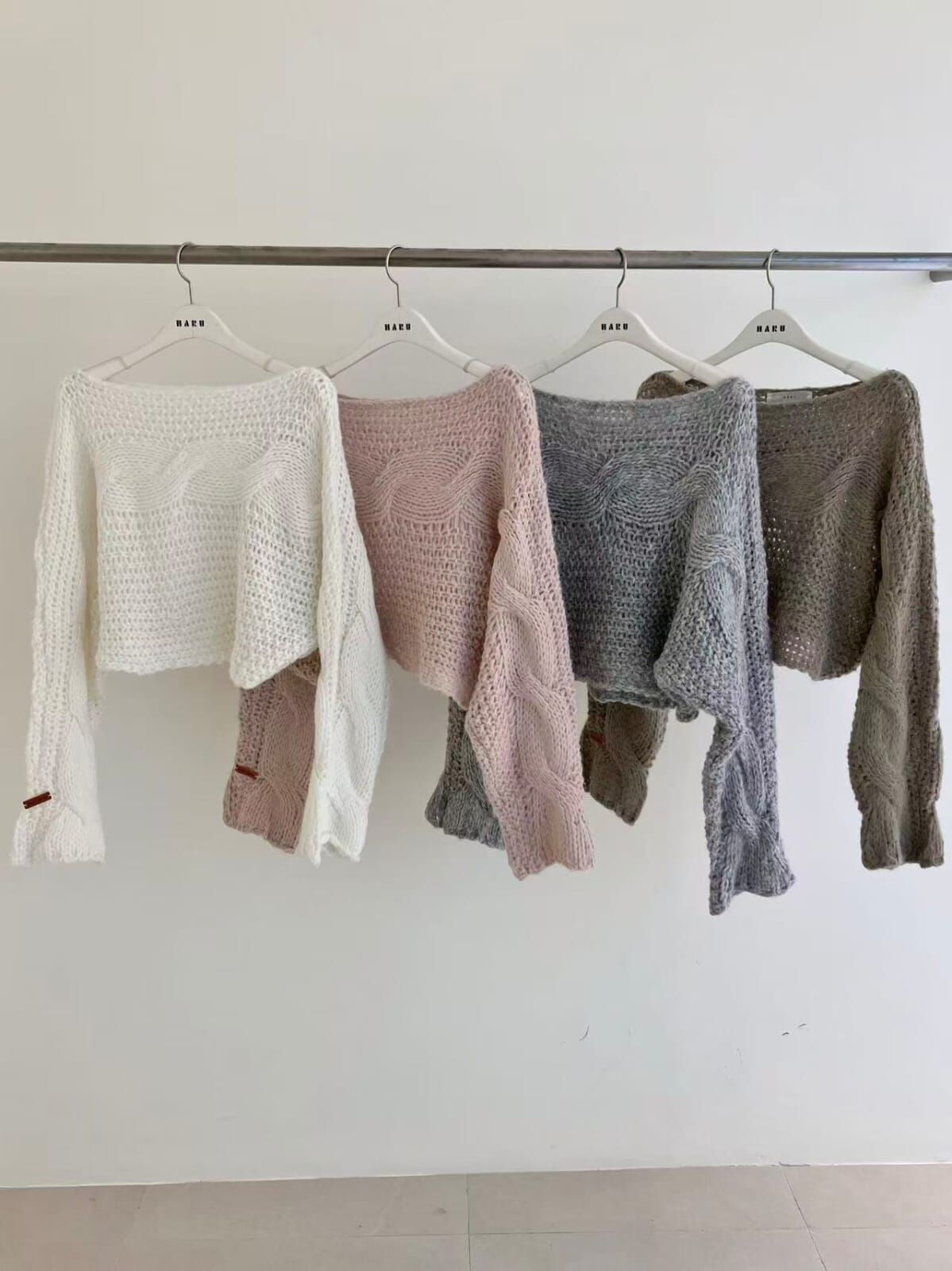 HU5103 短版針織露肩長袖上衣