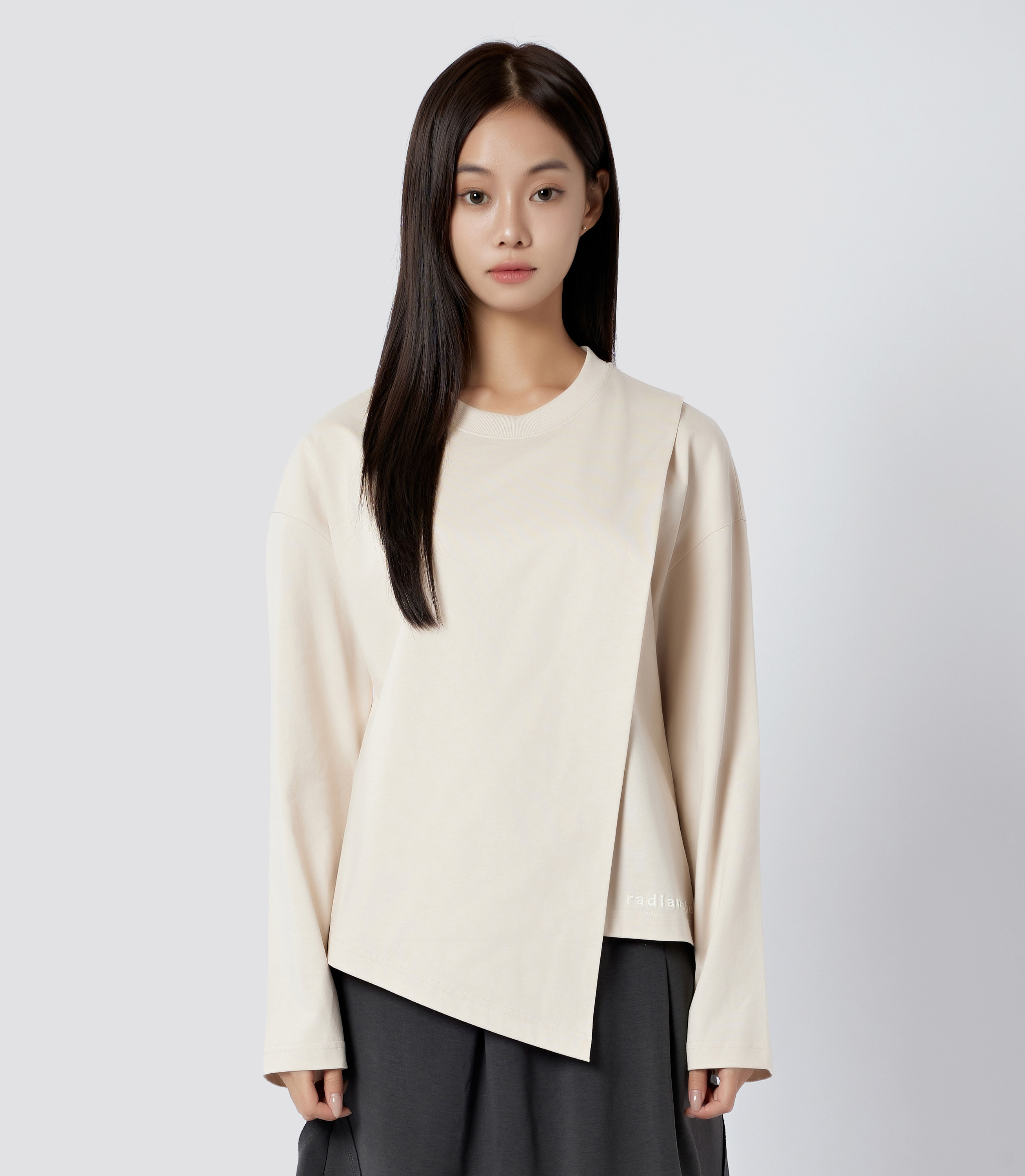 Radiantsphere 中性款 拼接設計棉質刺繡上衣