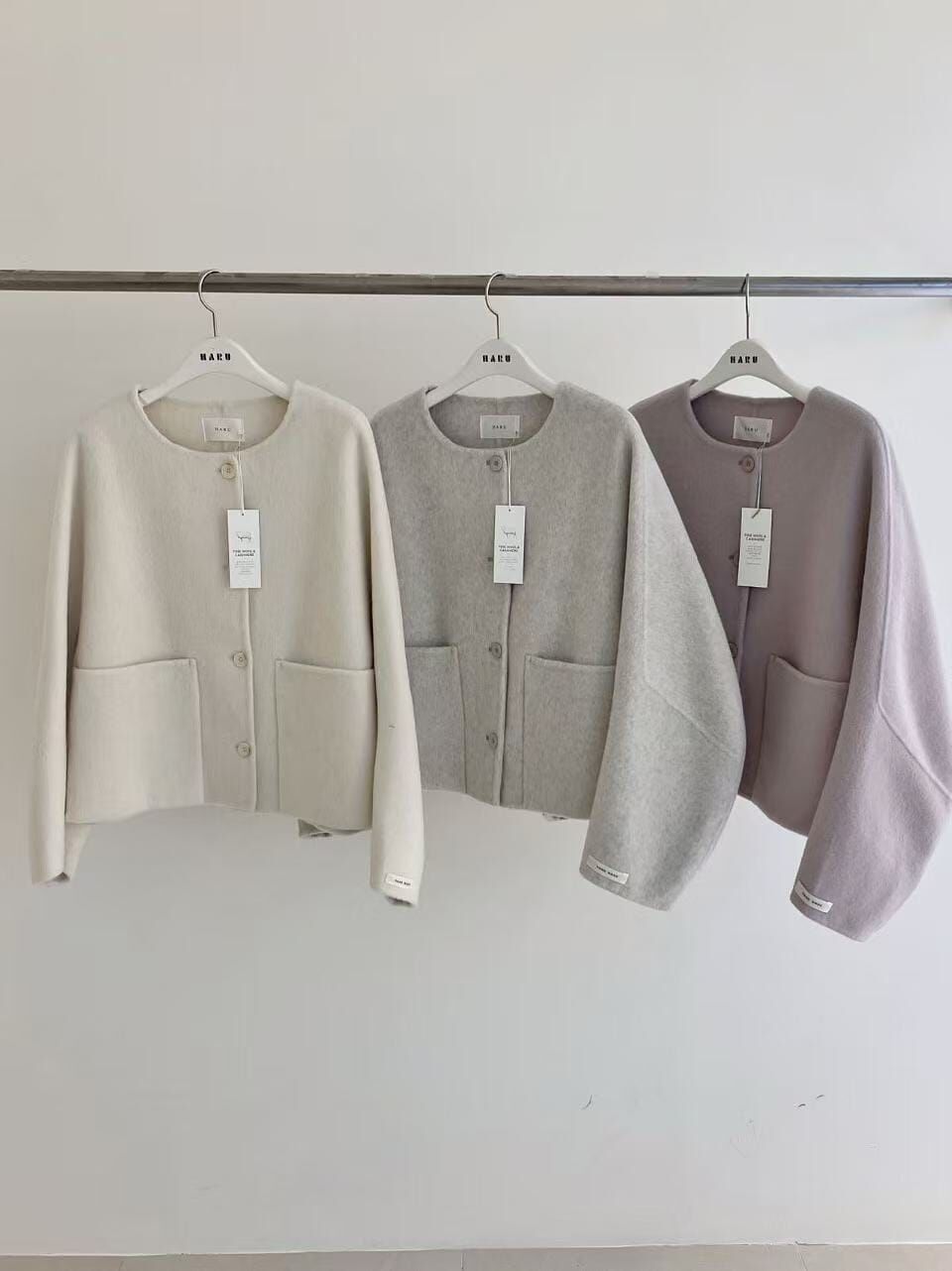 HU5147 80%羊毛圓領排扣雙口袋外套