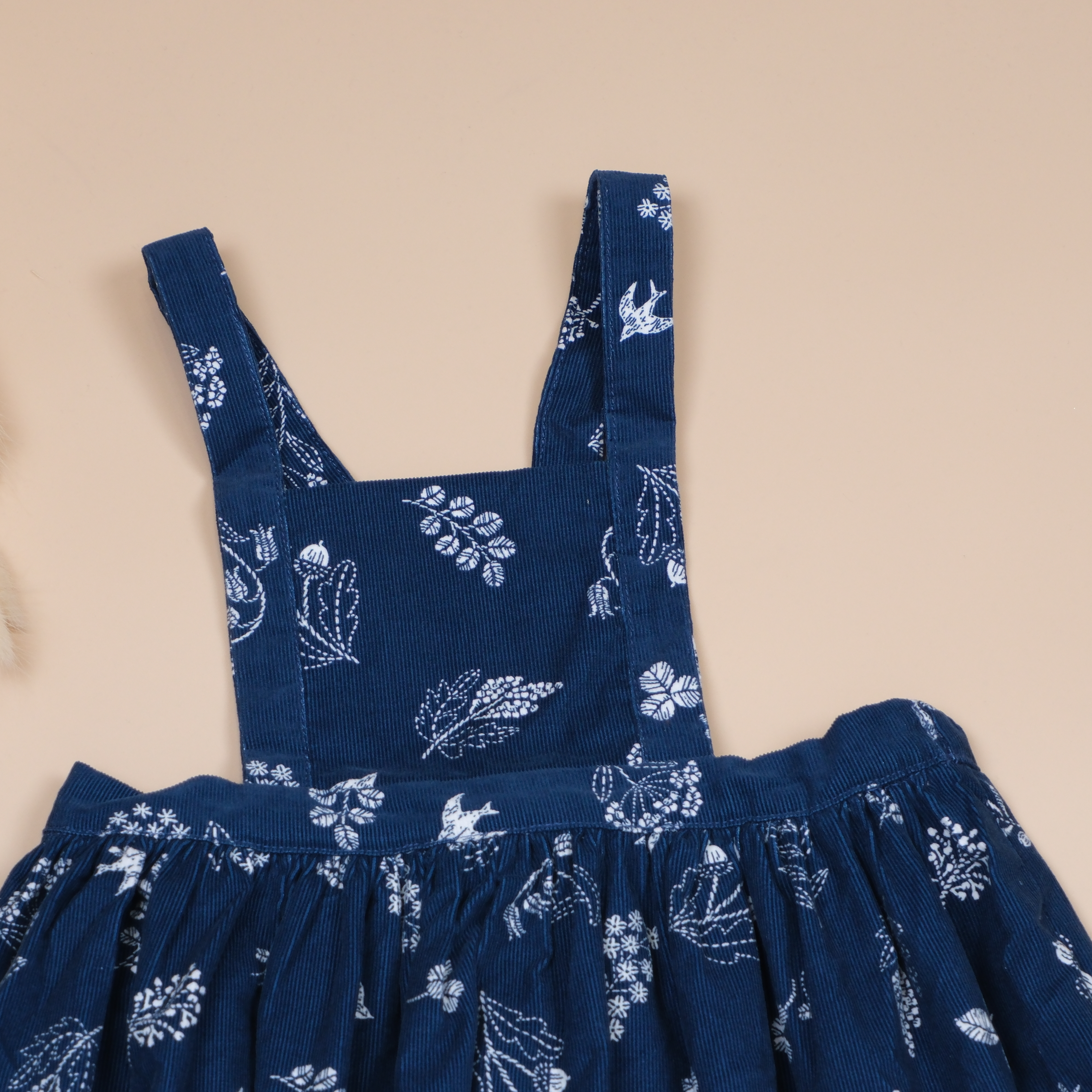 小鹿走過的季節 ✱ 群青色 ✱ 手作女童燈芯絨吊帶裙