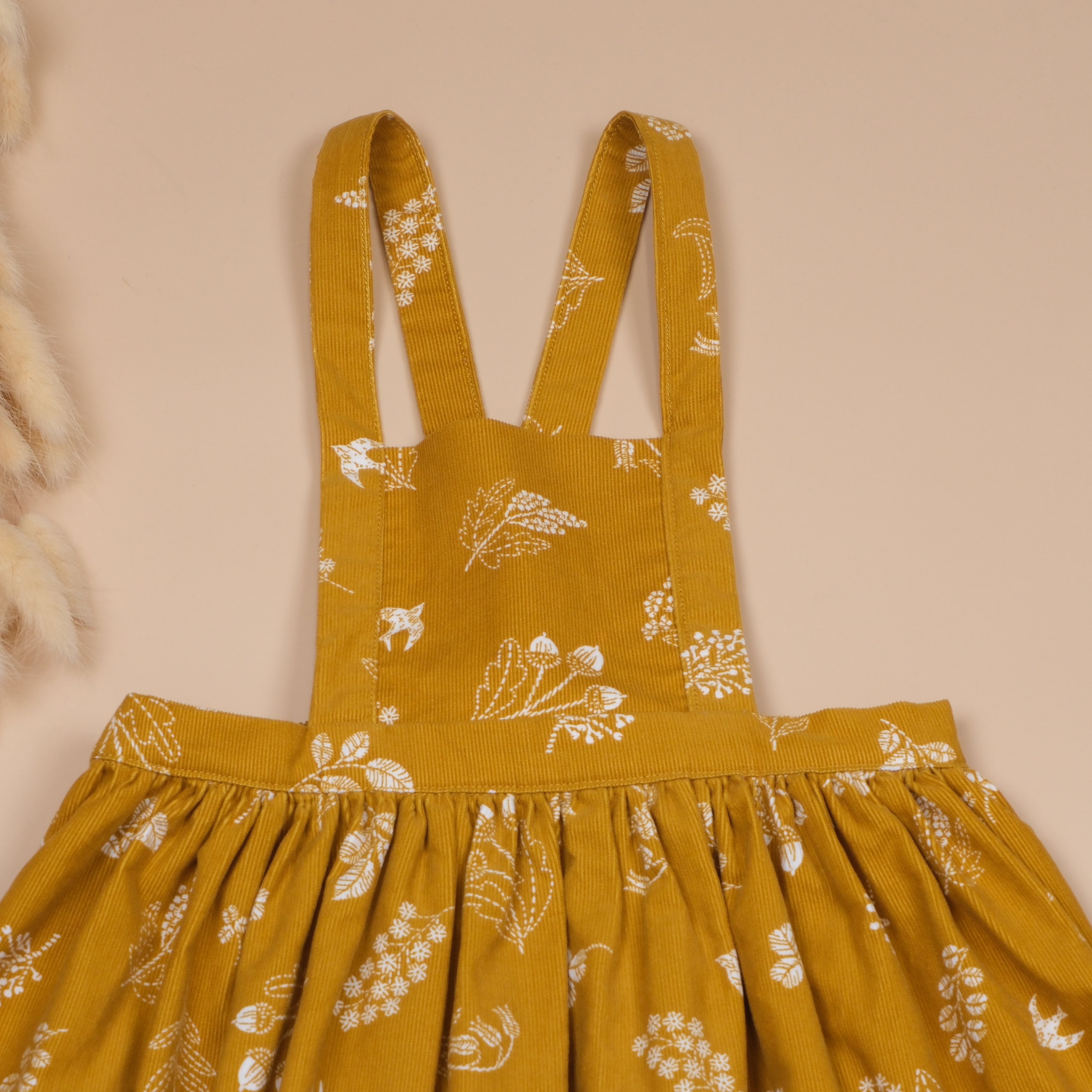 小鹿走過的季節 ✱ 枯草黃 ✱ 手作女童燈芯絨吊帶裙