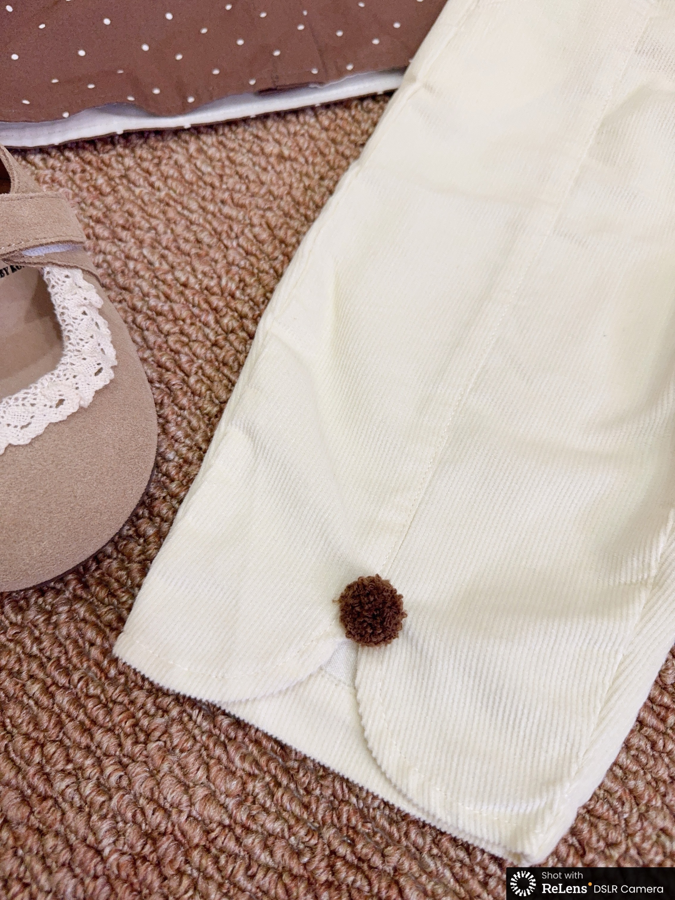 a7115小寶燈芯絨套裝d38