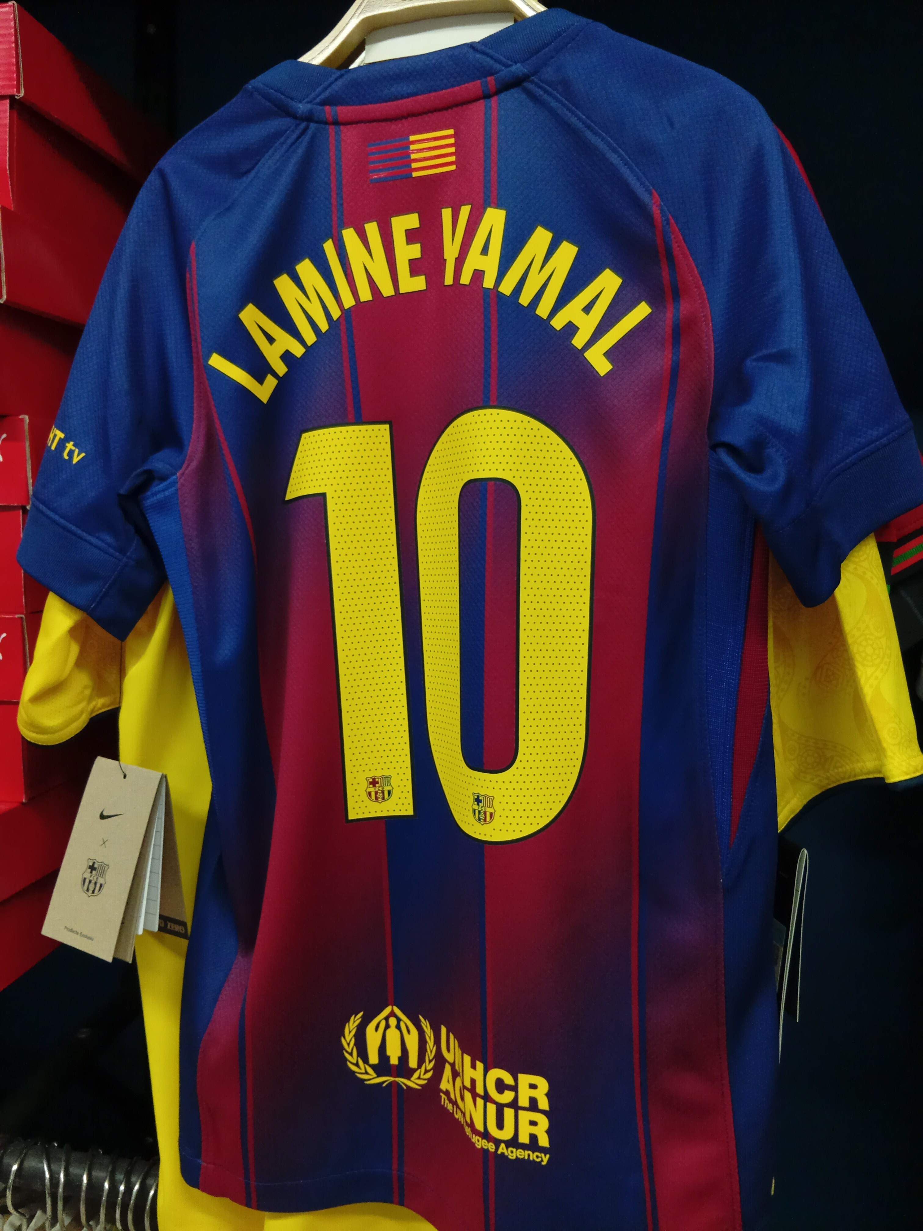 25-26巴塞隆拿主場耶馬童裝球衣