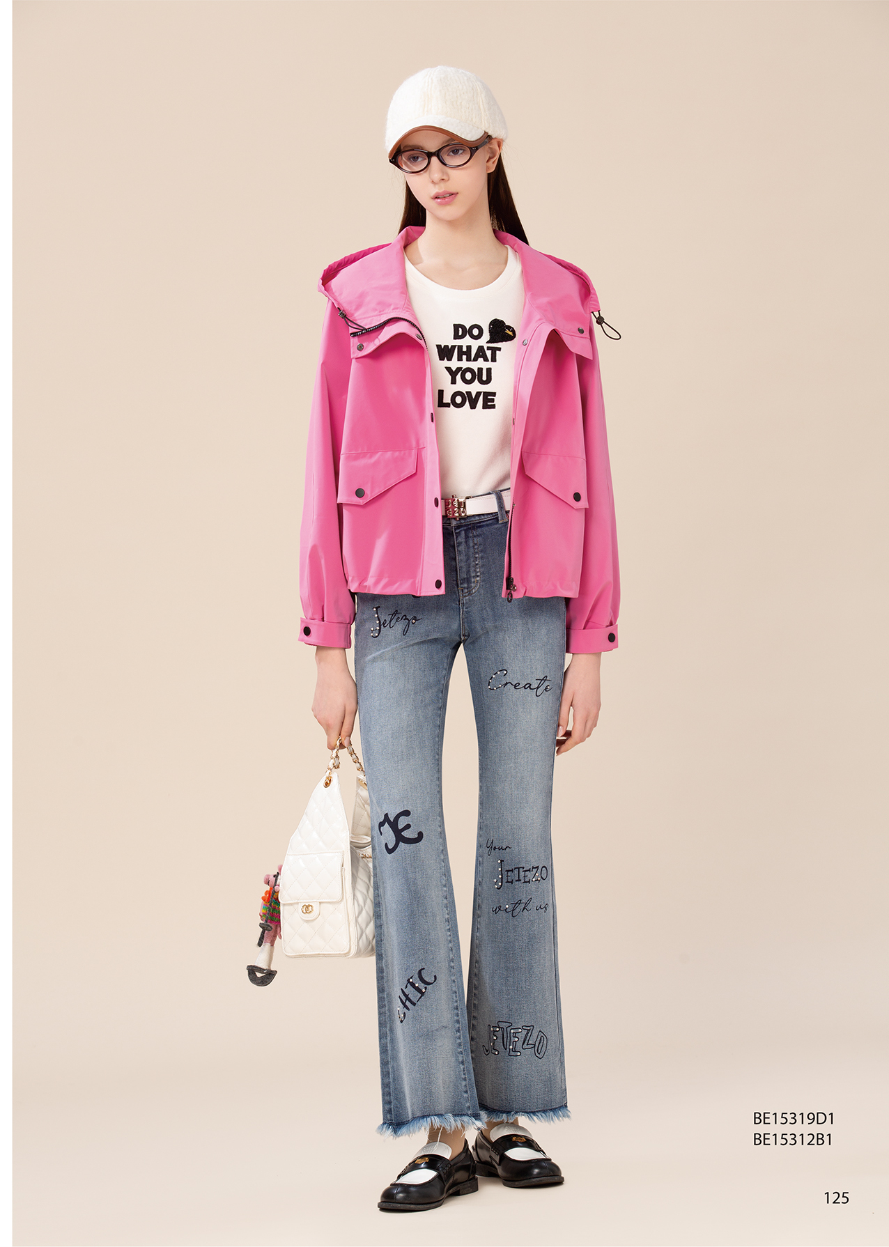 BE15312B1藝術線條 JE 亮片刺繡復古微喇叭丹寧褲