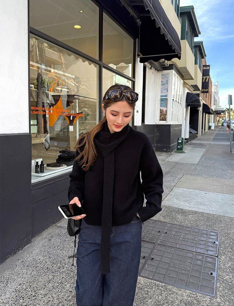 氣質感繞脖圍巾造型針織上衣-S-L / 2色 (Elegant & Love)