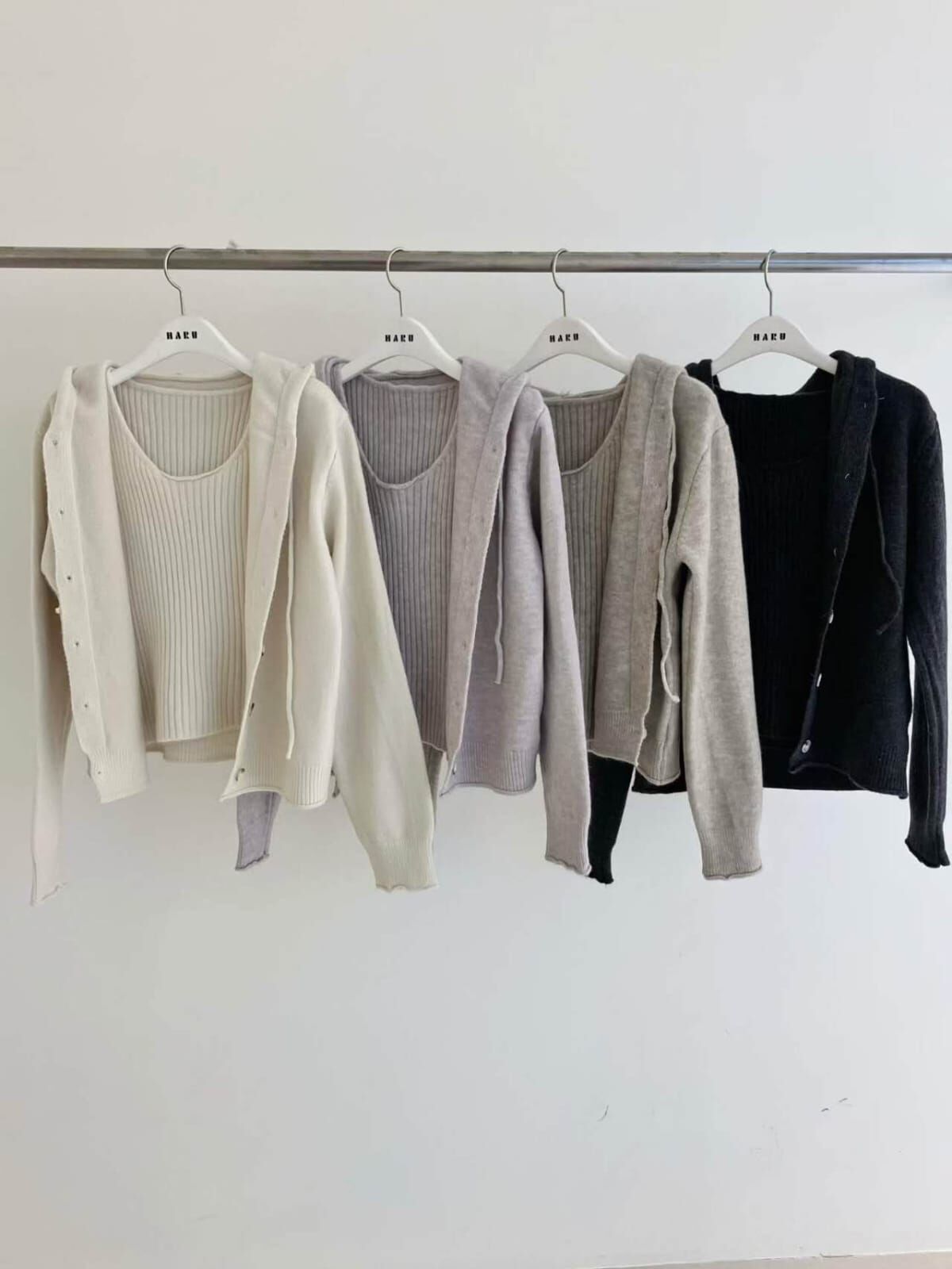 HU5138 坑紋捲捲邊背心連帽外套套裝