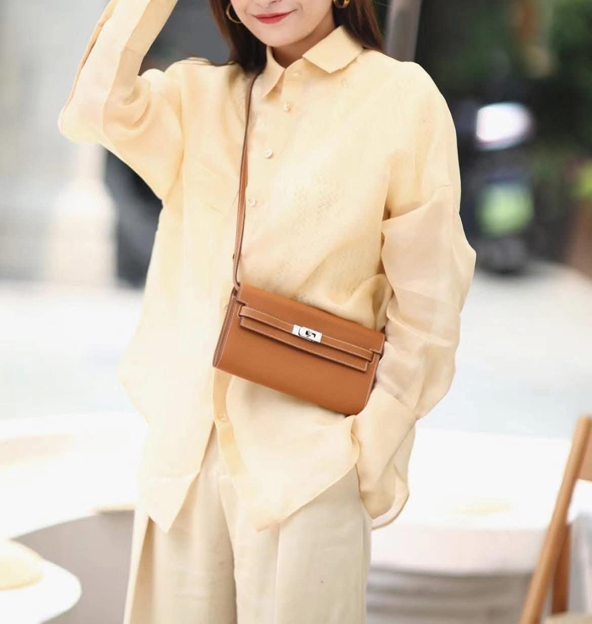 Hermes Kelly To Go Evercolor Leather Gold GHW HK$4x,xxx    詳情請PM我哋 (HK$2,000 立即落訂)