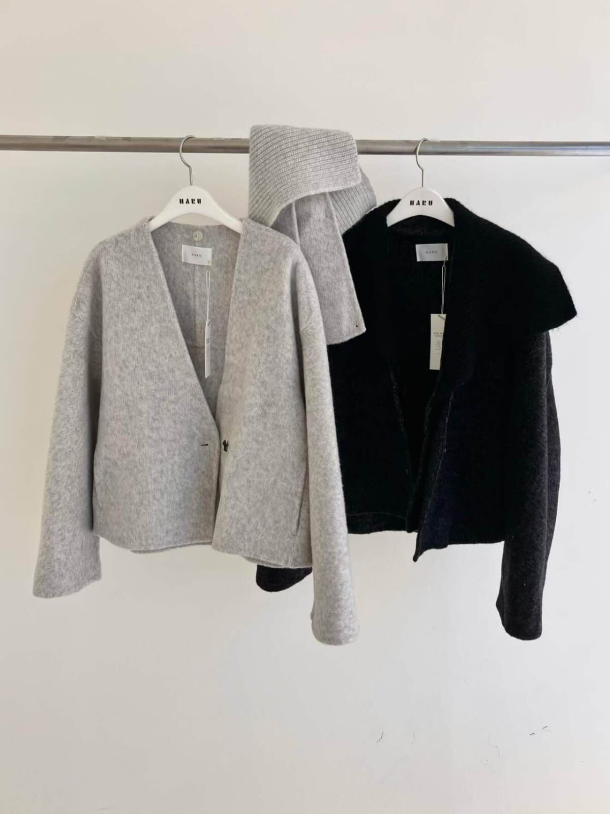 HU5139 可拆披肩個性V領單扣外套