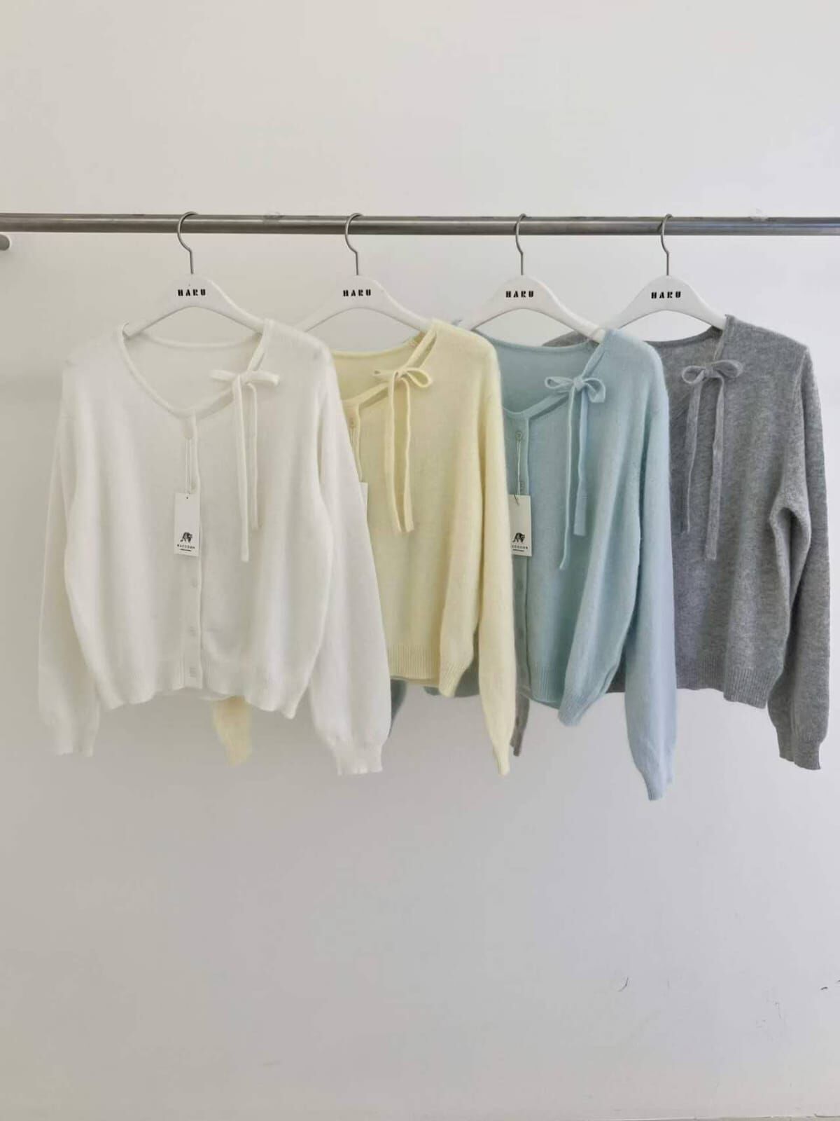 HU5141 蝴蝶綁帶領口排扣收腰上衣