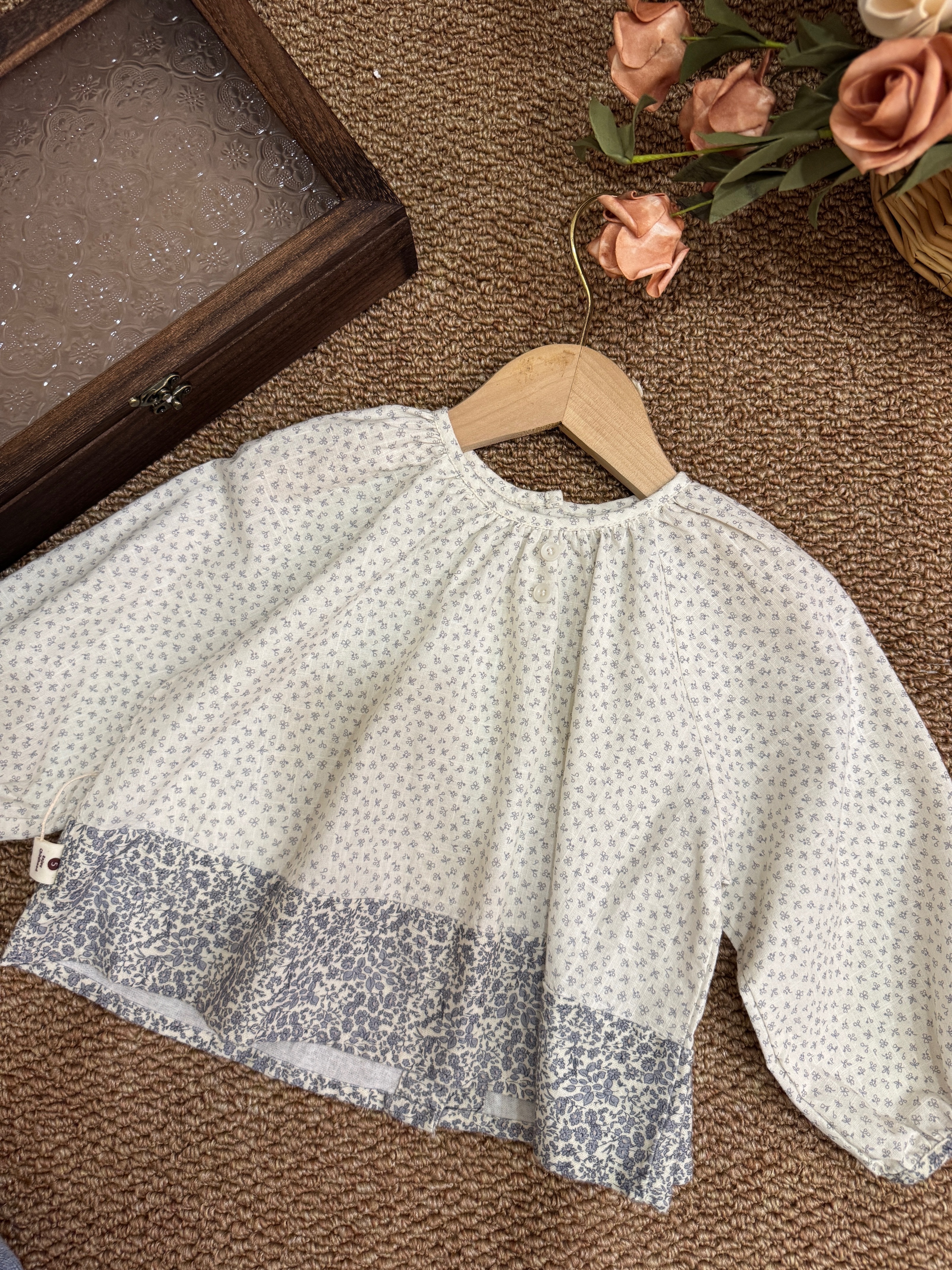 8112日系傘狀上衣d18