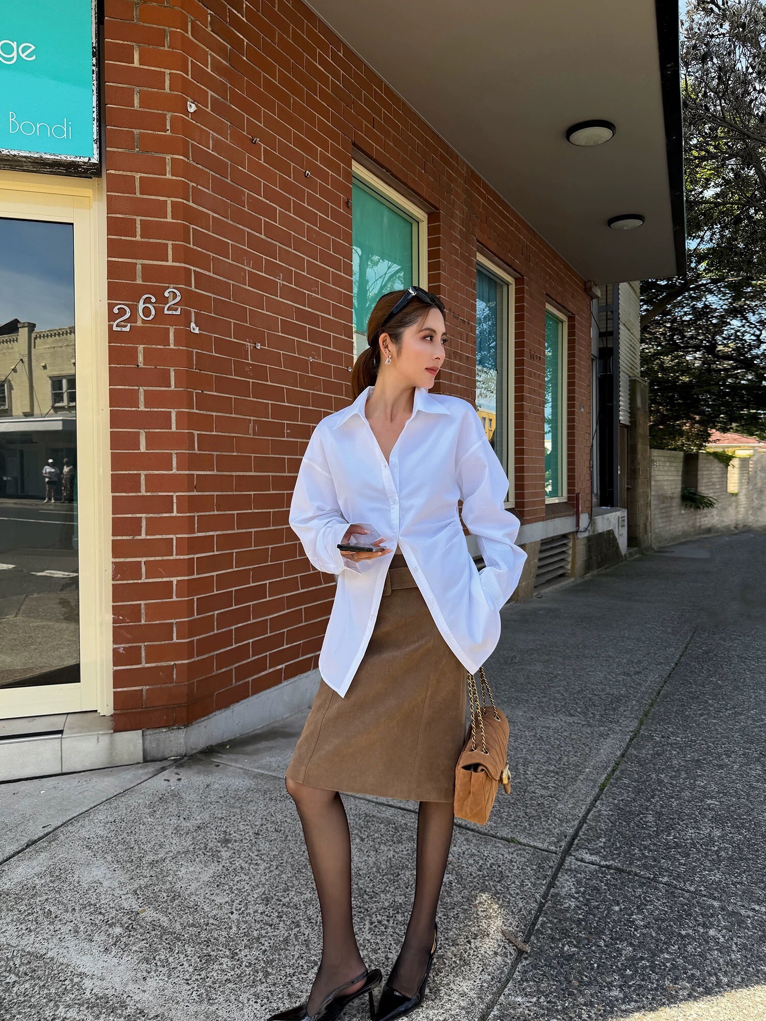 獨特感澎澎袖收腰翻領襯衫上衣-S-L / 2色 (Elegant & Love)