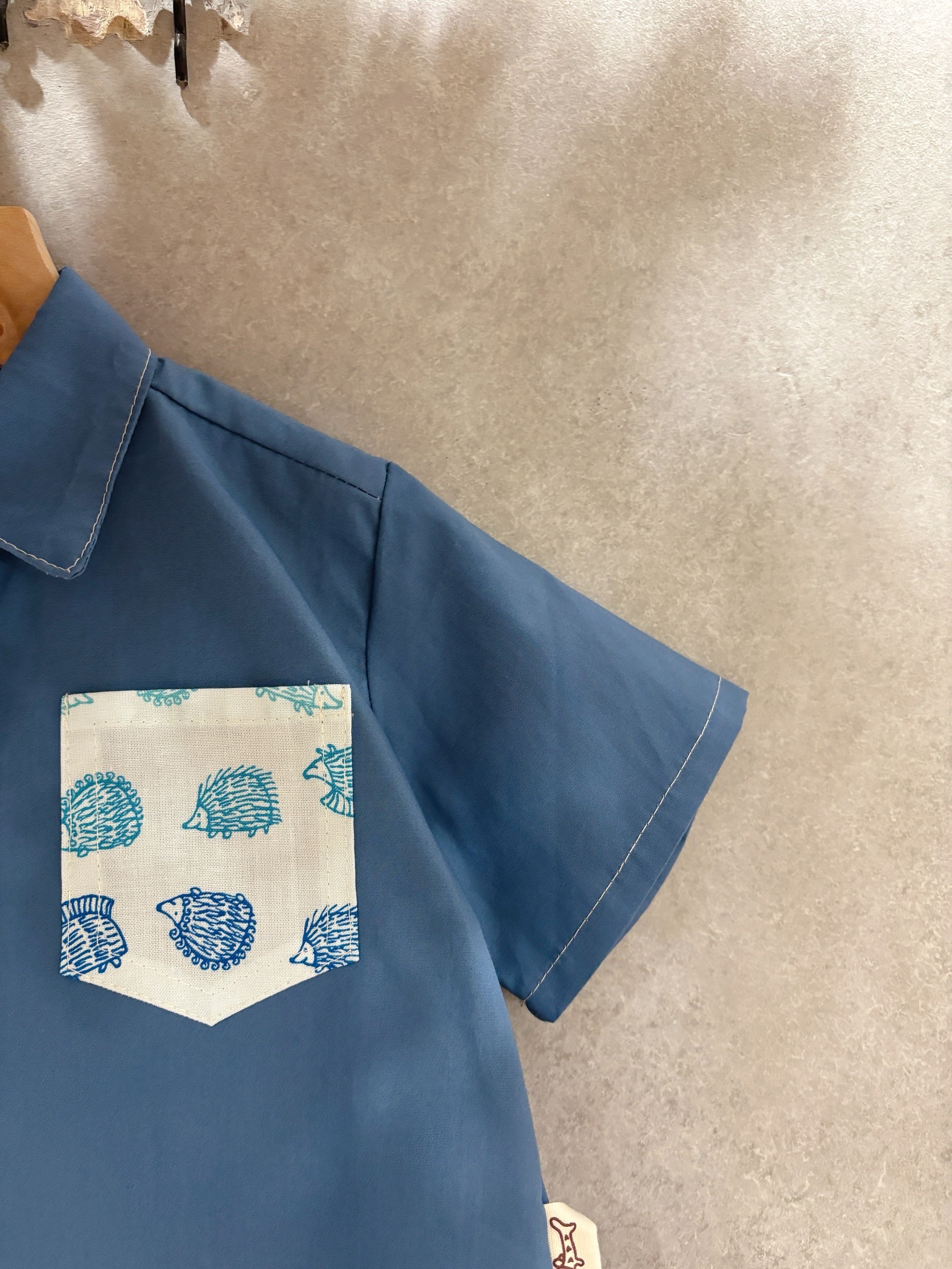 Lisa藍刺蝟 短袖襯衫（90）