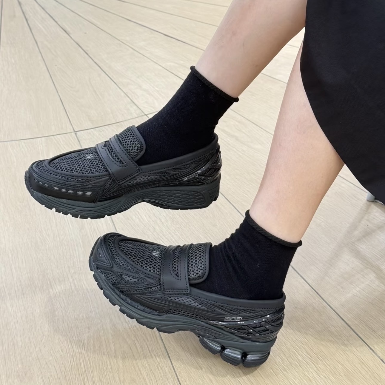 NEW BALANCE U1906 全黑 網面 樂福鞋 懶人鞋 U1906LAI