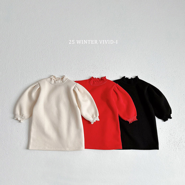 Vivid-I Turtleneck Dress