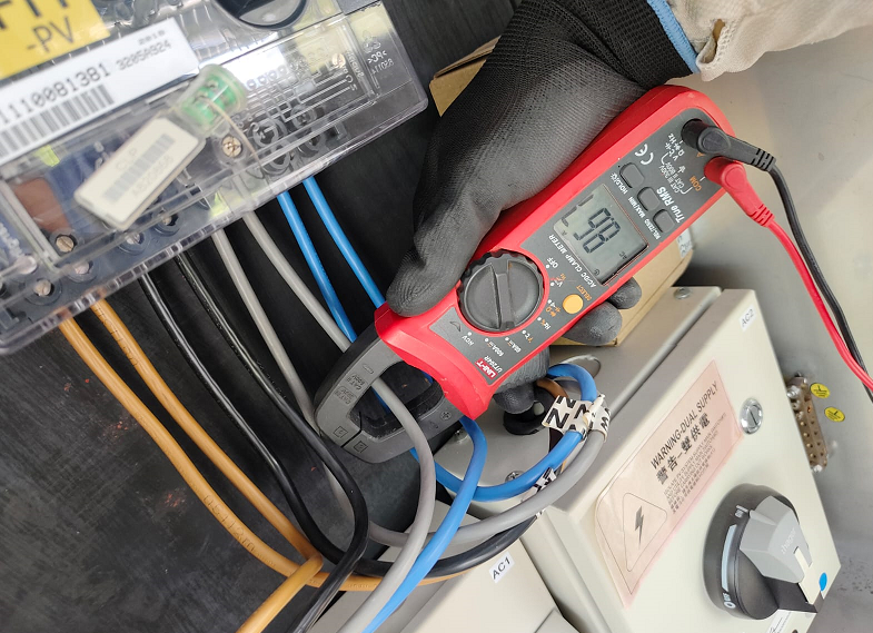 村屋太陽能板維修