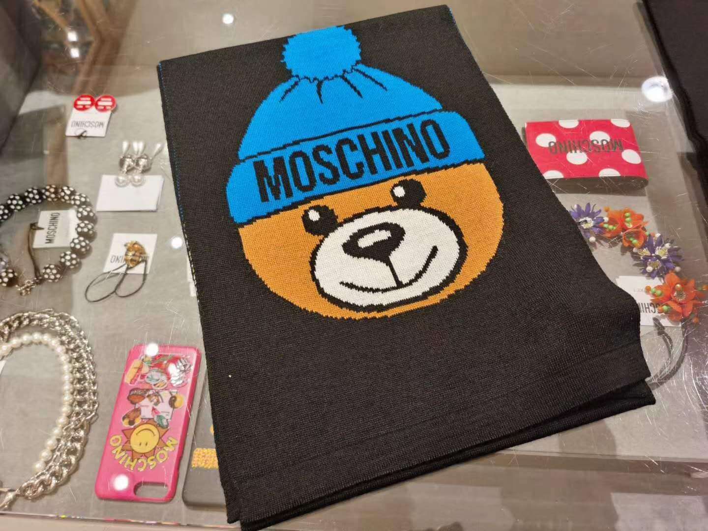 【預購】Moschino LL1030109 熊仔頭圖案頸巾