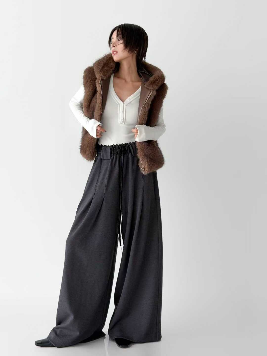 IO5110 蕾絲拼接打摺闊褲