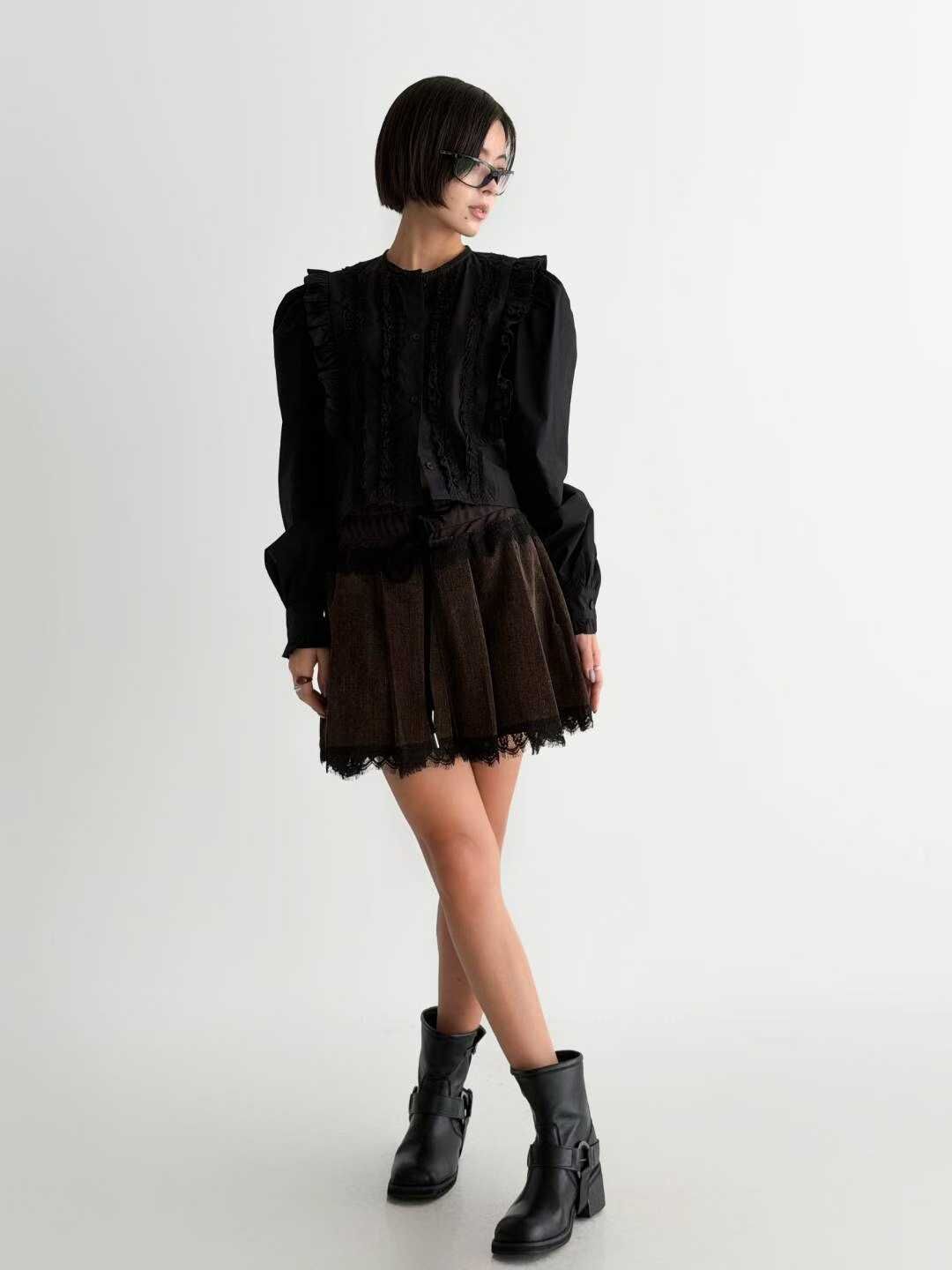 IO5105 蕾絲拼接百摺牛仔裙(S/M/L)