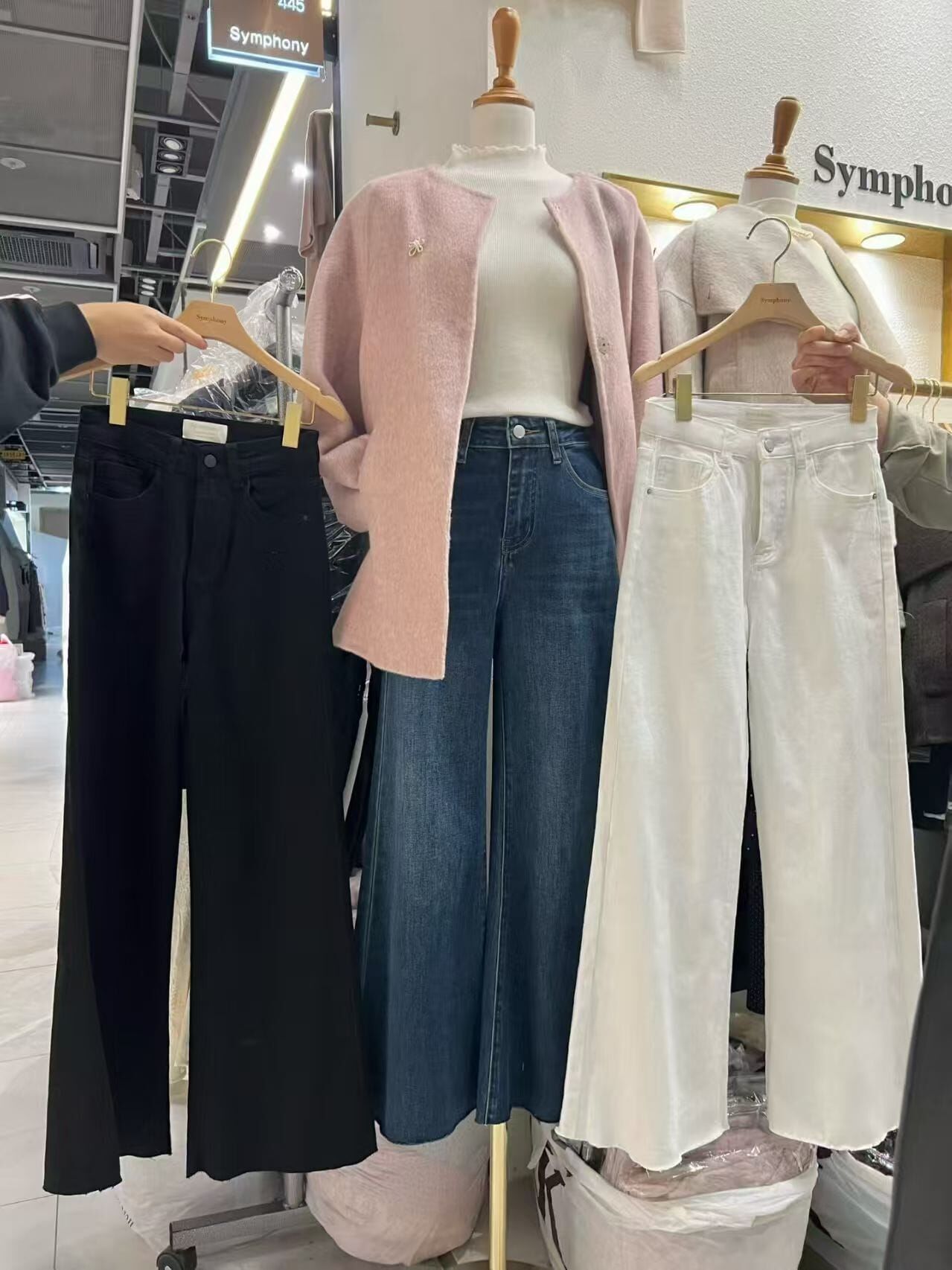 SY5132 高腰垂感直筒牛仔褲（S/M/L）